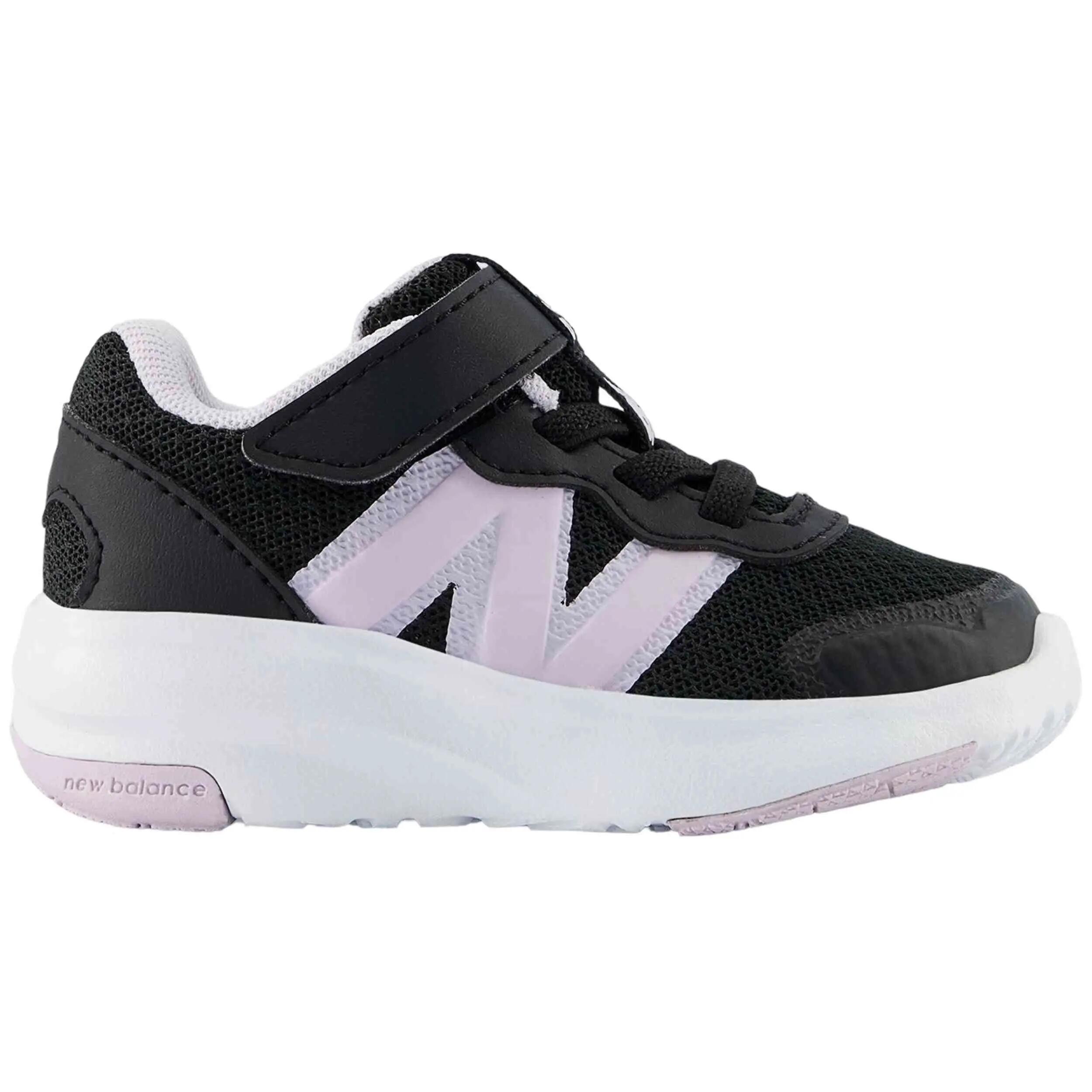 NEW BALANCE picture