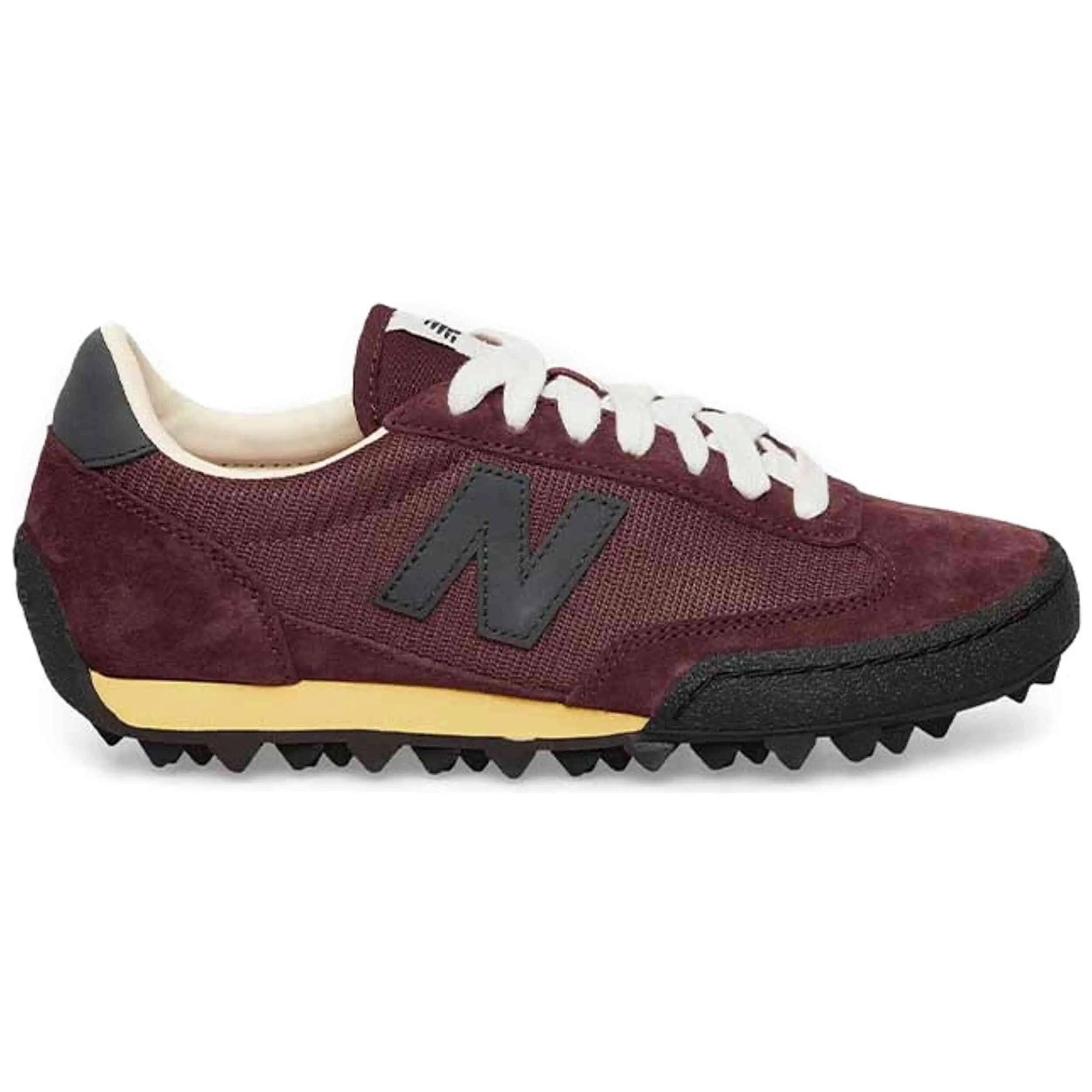 NEW BALANCE picture