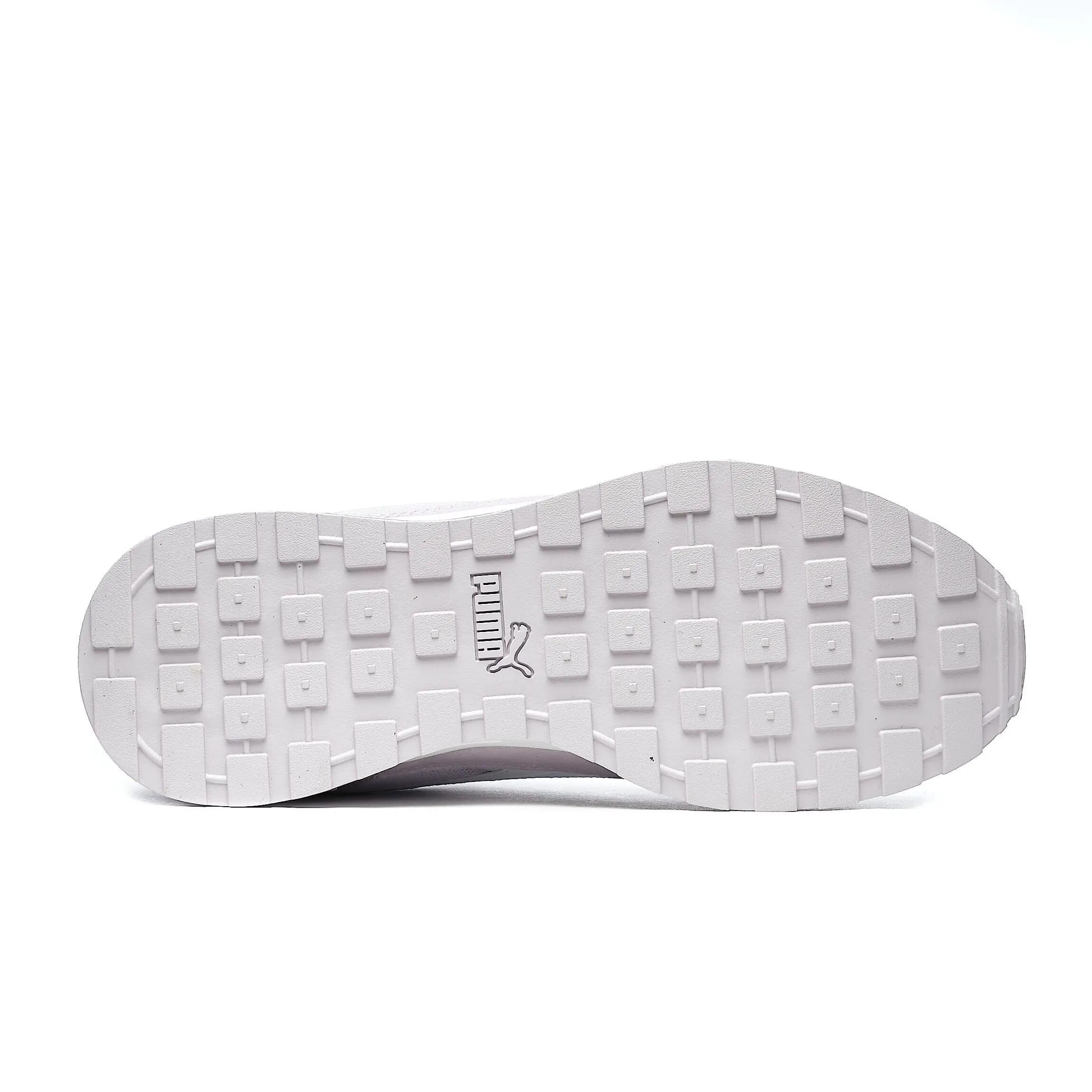 Zapatos PUMA Graviton Color Lavanda/Blanco 5/10