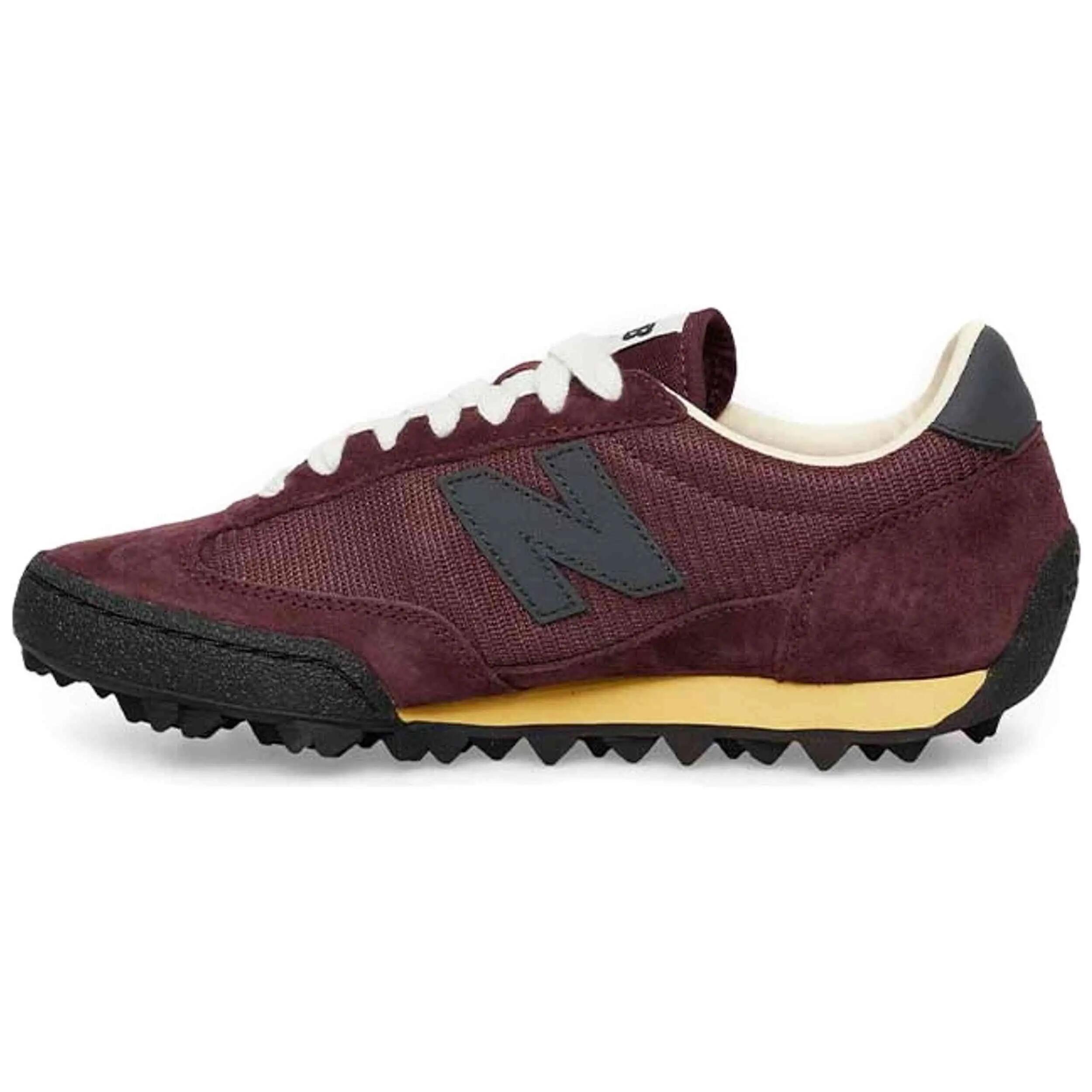 Zapatillas New Balance modelo UGTR48S para mujer 2/5