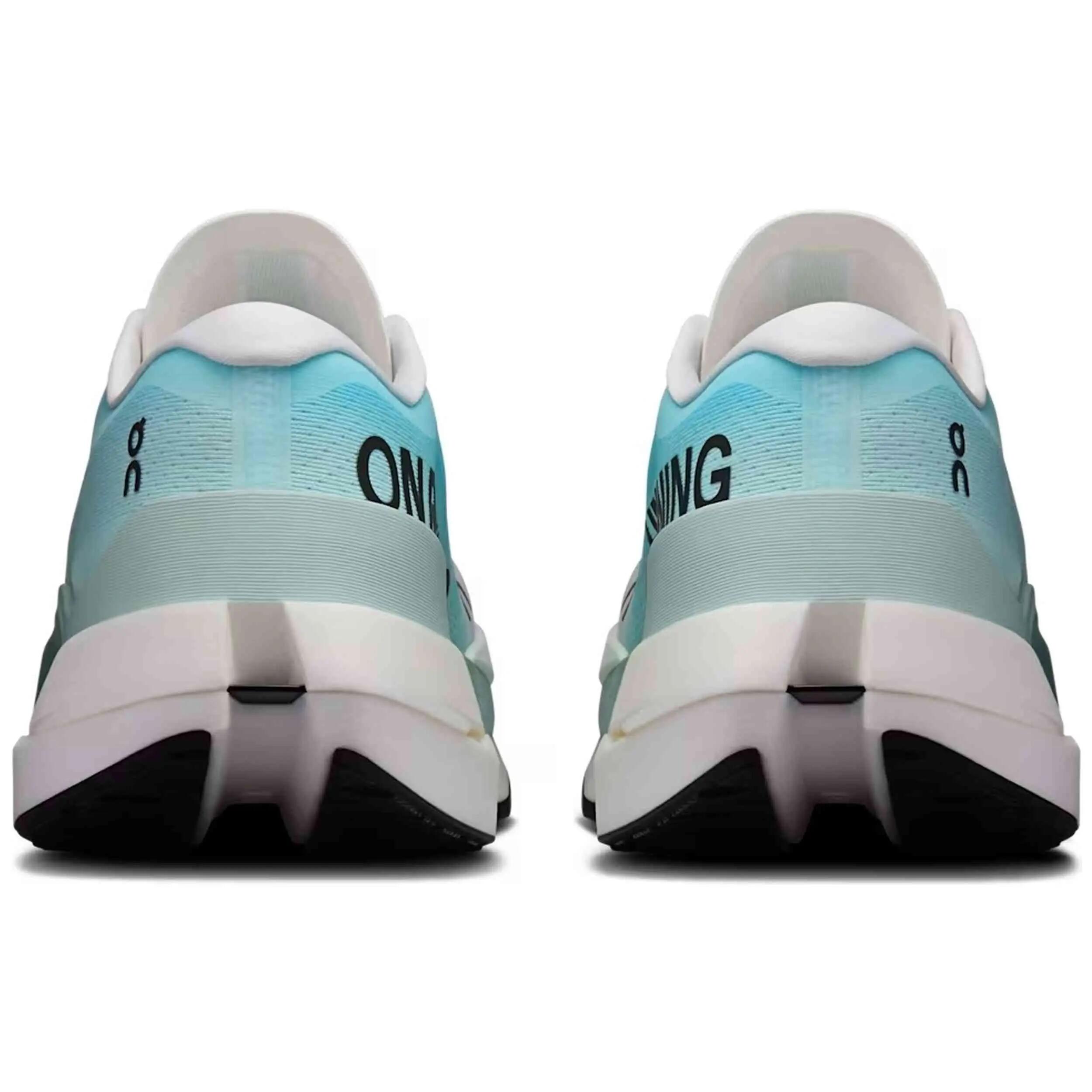 Scarpe da running On modello Cloudboom Max "White Flurry" per uomini 5/5