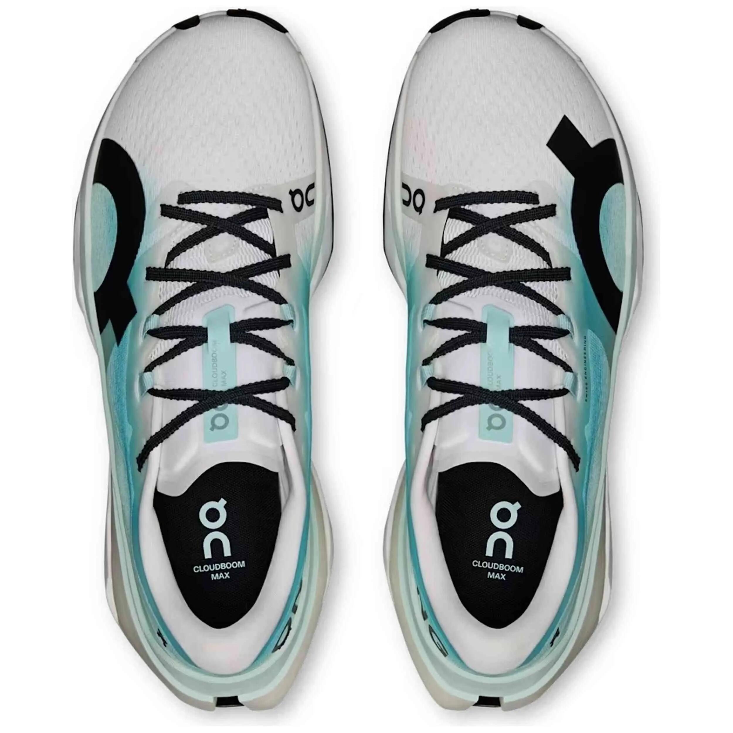 Scarpe da running On modello Cloudboom Max "White Flurry" per uomini 2/5