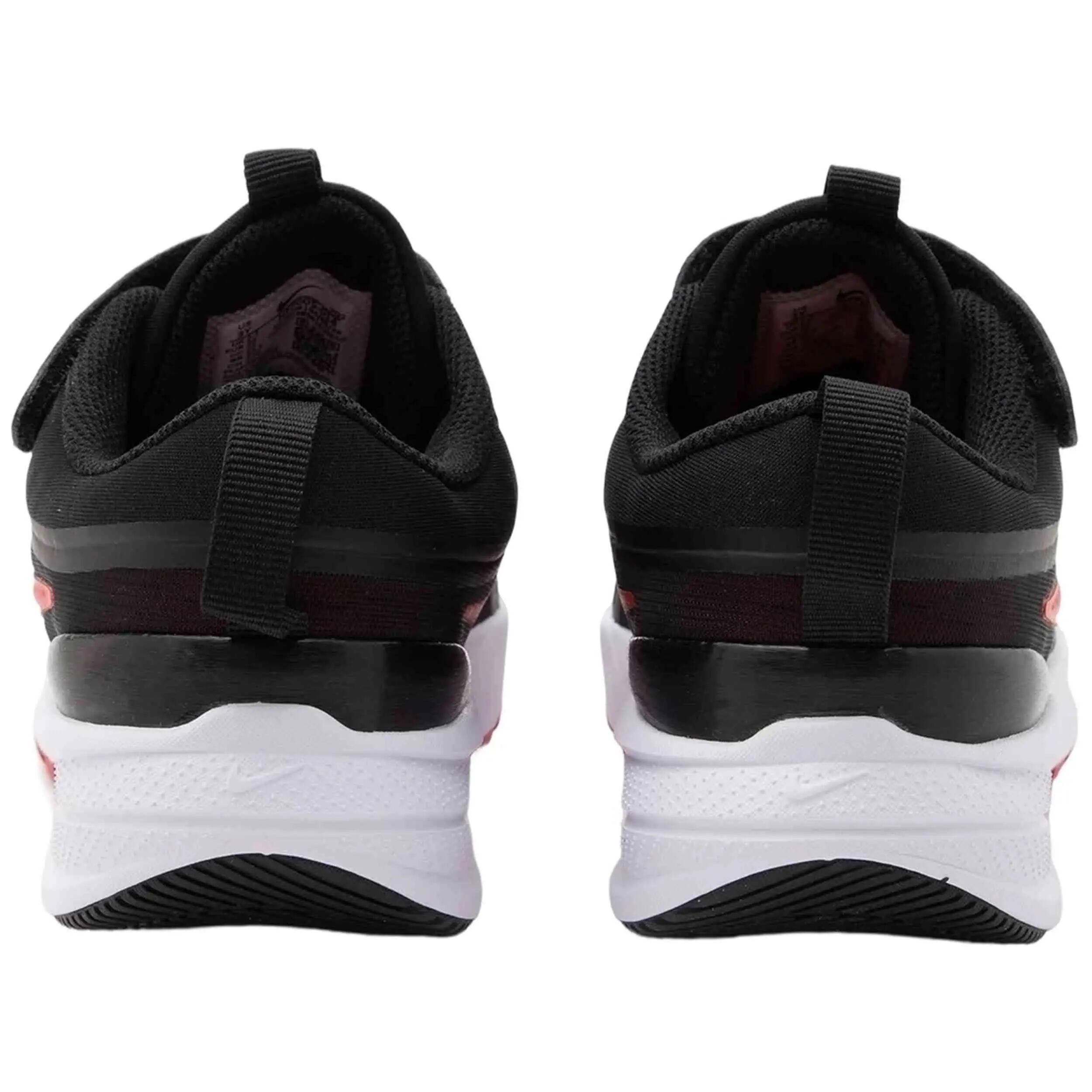 Zapatillas Nike modelo Star Runner 5 "Black/University Red" para niños unisex 3/5