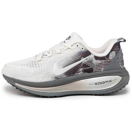 Zapatillas de running Nike modelo Vomero 18 SE para mujer