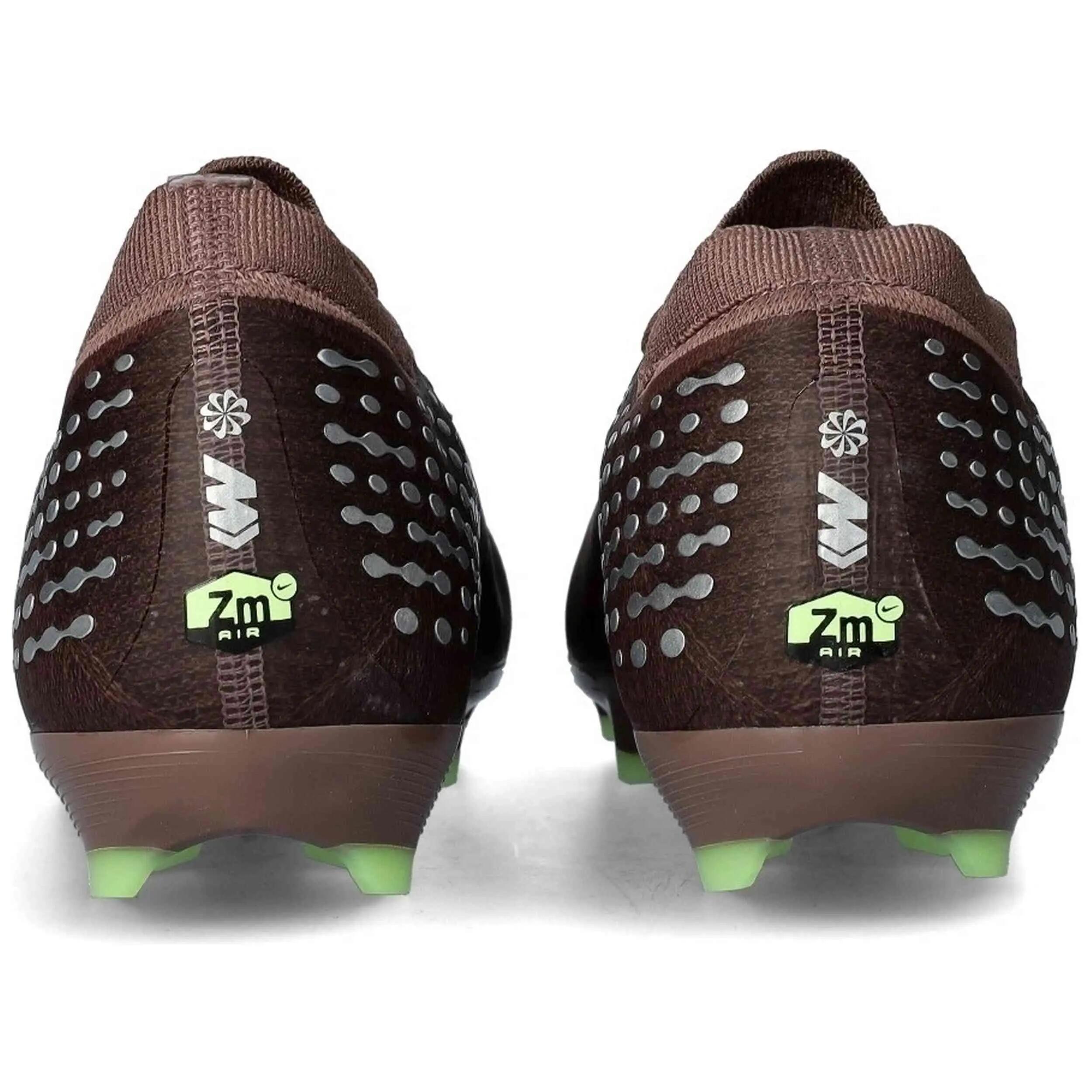 Chuteiras Nike modelo Jr. Mercurial Vapor 16 Pro "Kylian M para crianças unissex 5/5