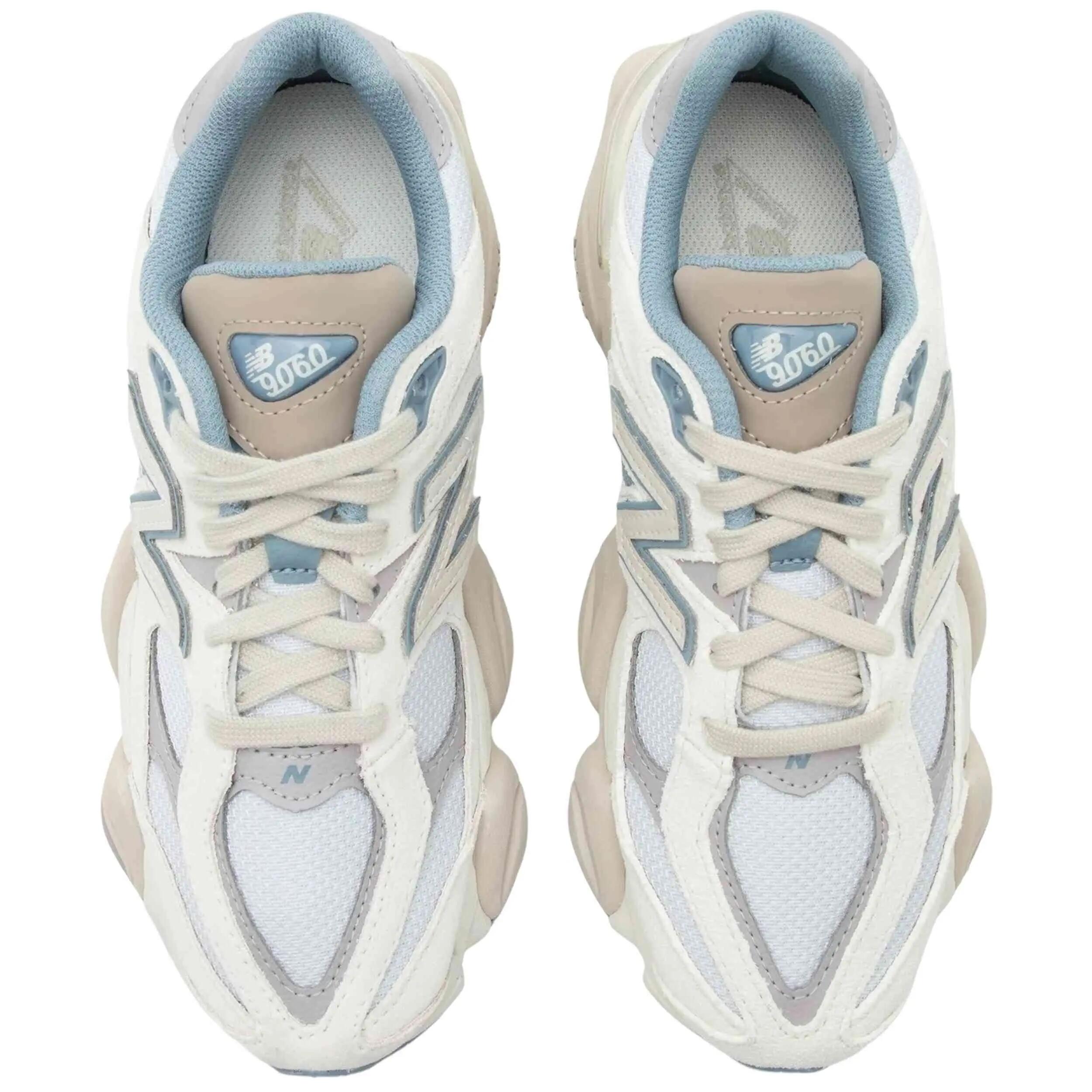 Baskets New Balance modèle 9060 pour femmes 4/5