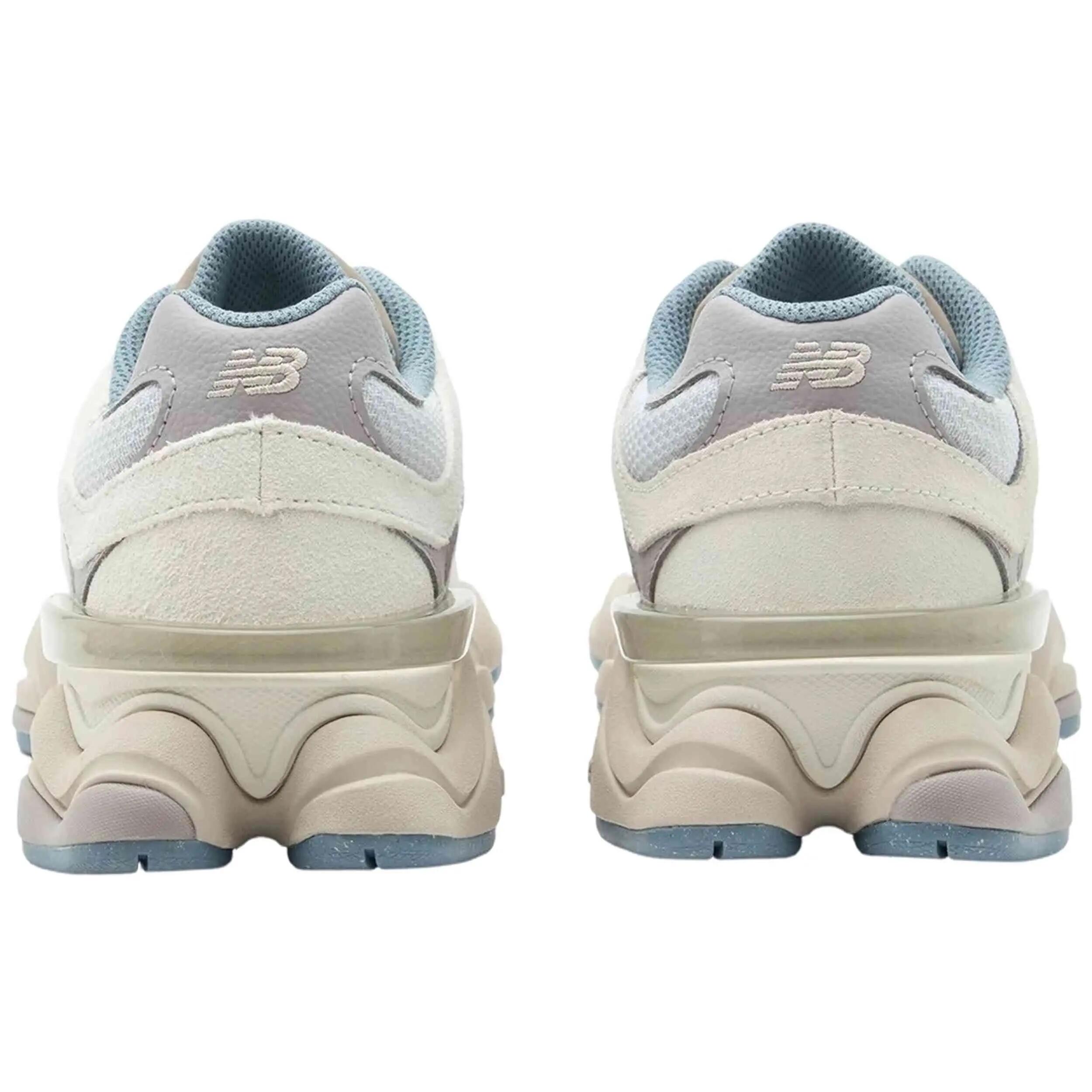 Baskets New Balance modèle 9060 pour femmes 3/5