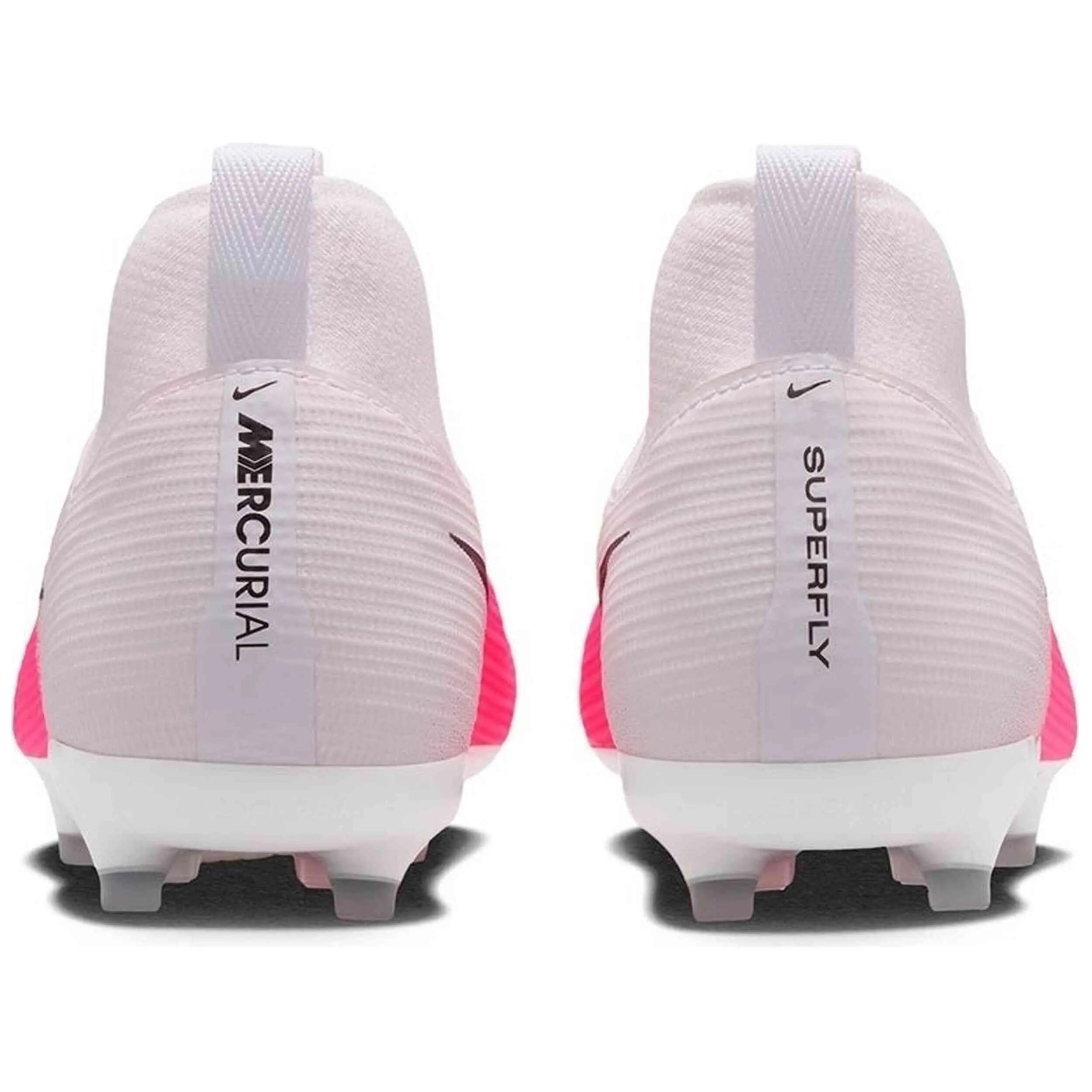 Chuteiras Nike modelo Mercurial Superfly 11 Academy para crianças unissex 4/5