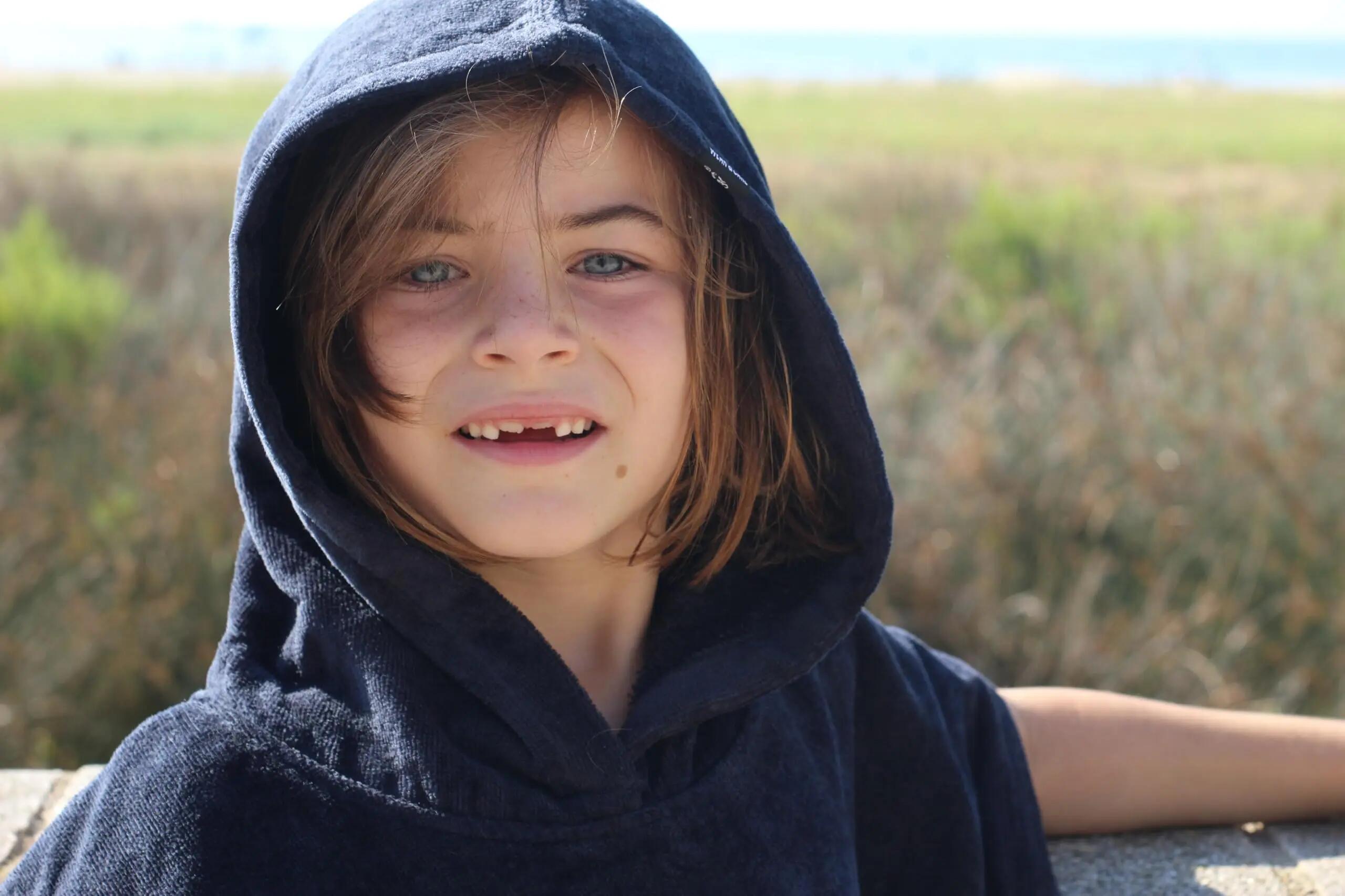Kinderponcho aus Bio-Baumwolle (Marineblau, 6-10) 3/6