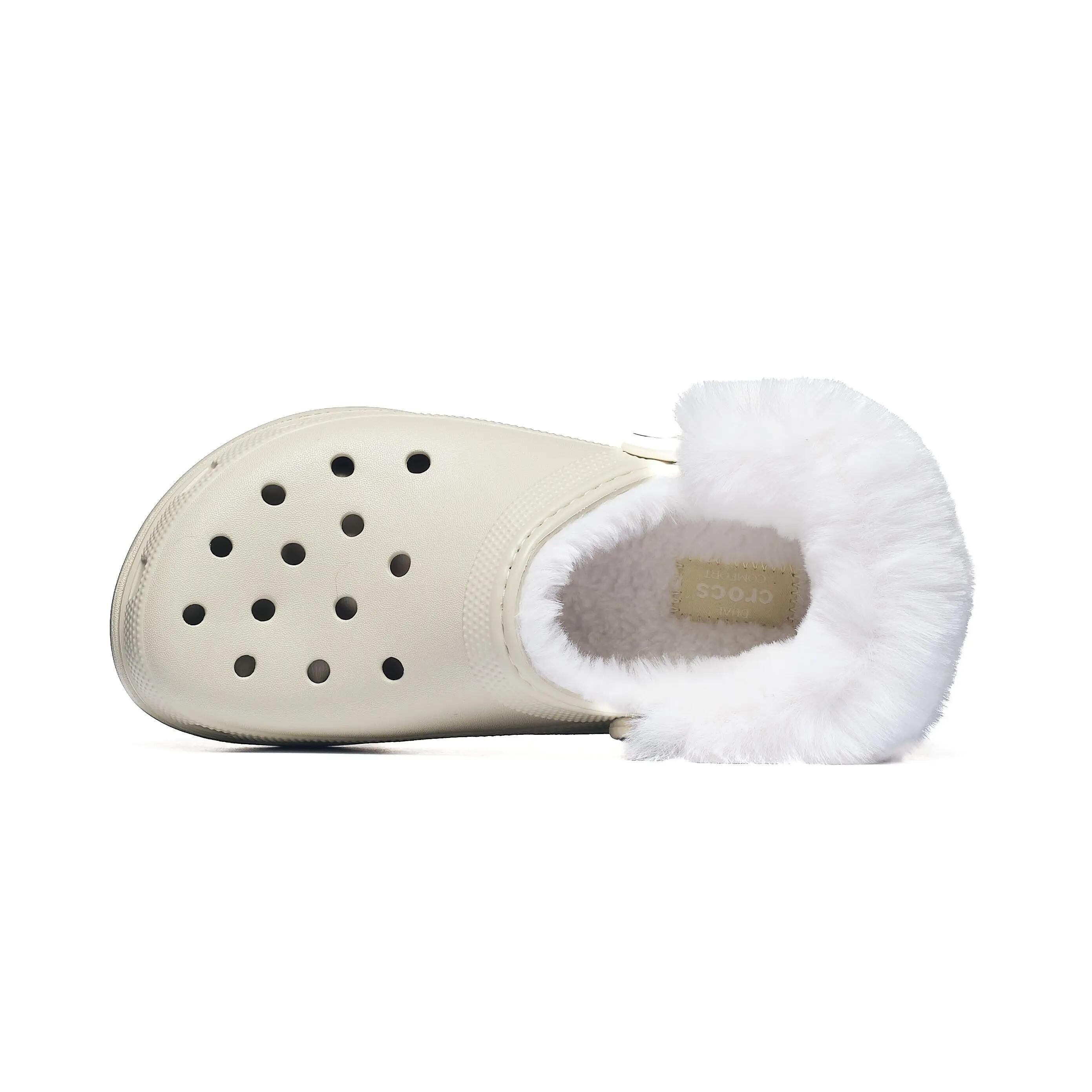 Damskie chodaki Crocs CLASSIC PLATFORM FUZZ LINED CLOG 212854-2Y2 4/6