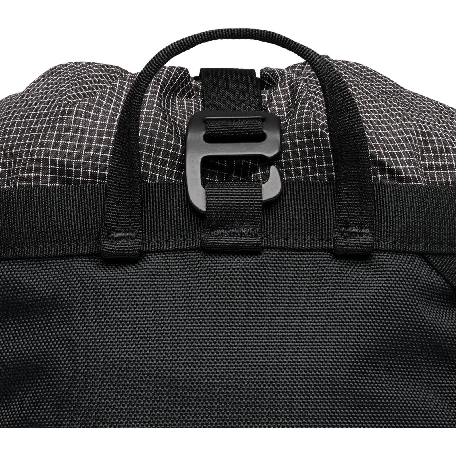 Daypack Street Creek 24 black 4/7