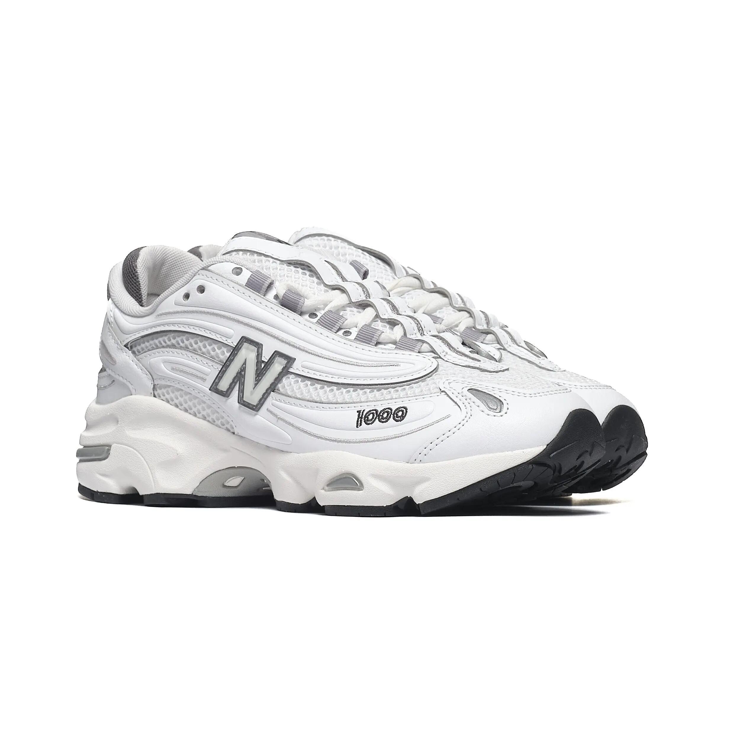 NEW BALANCE picture