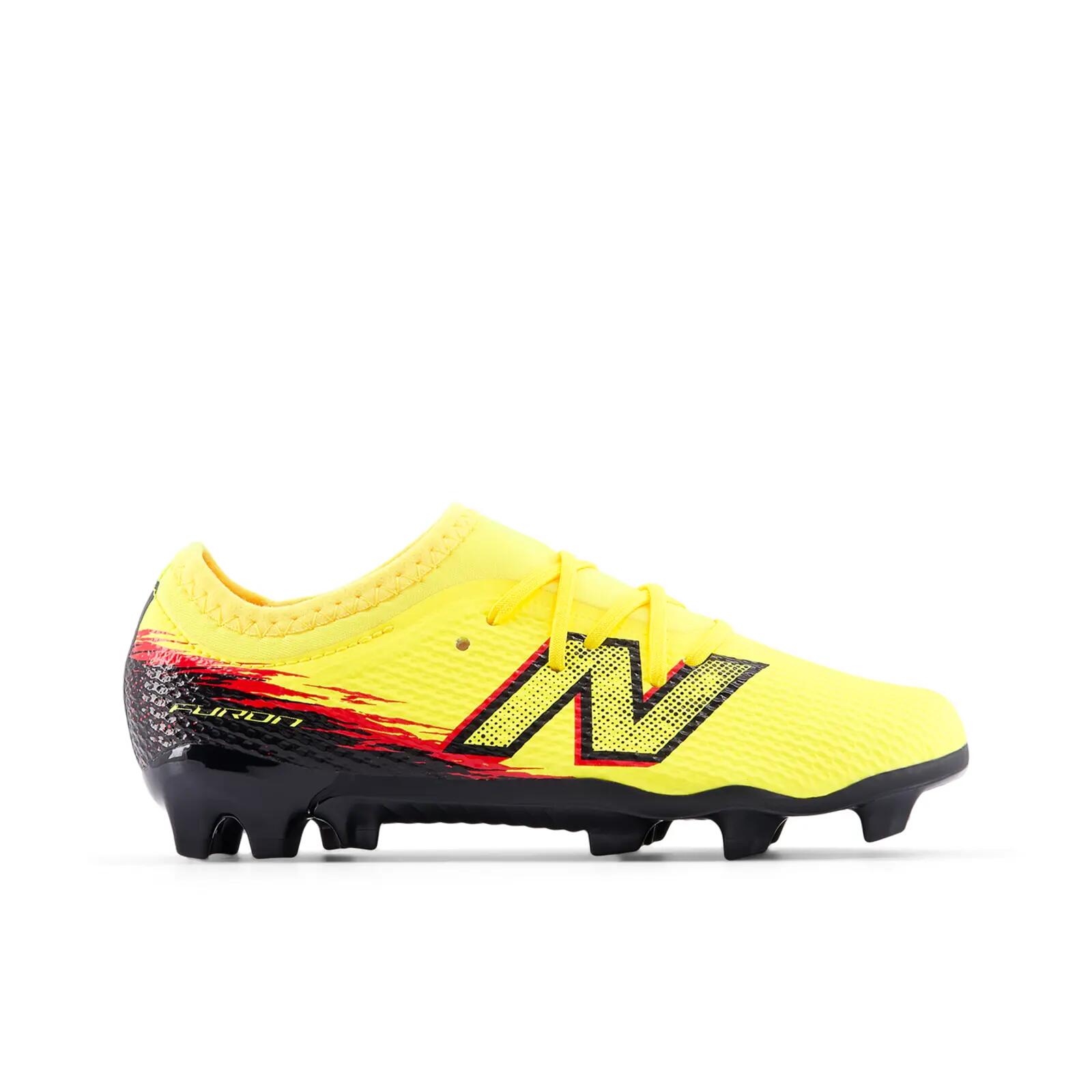 NEW BALANCE picture