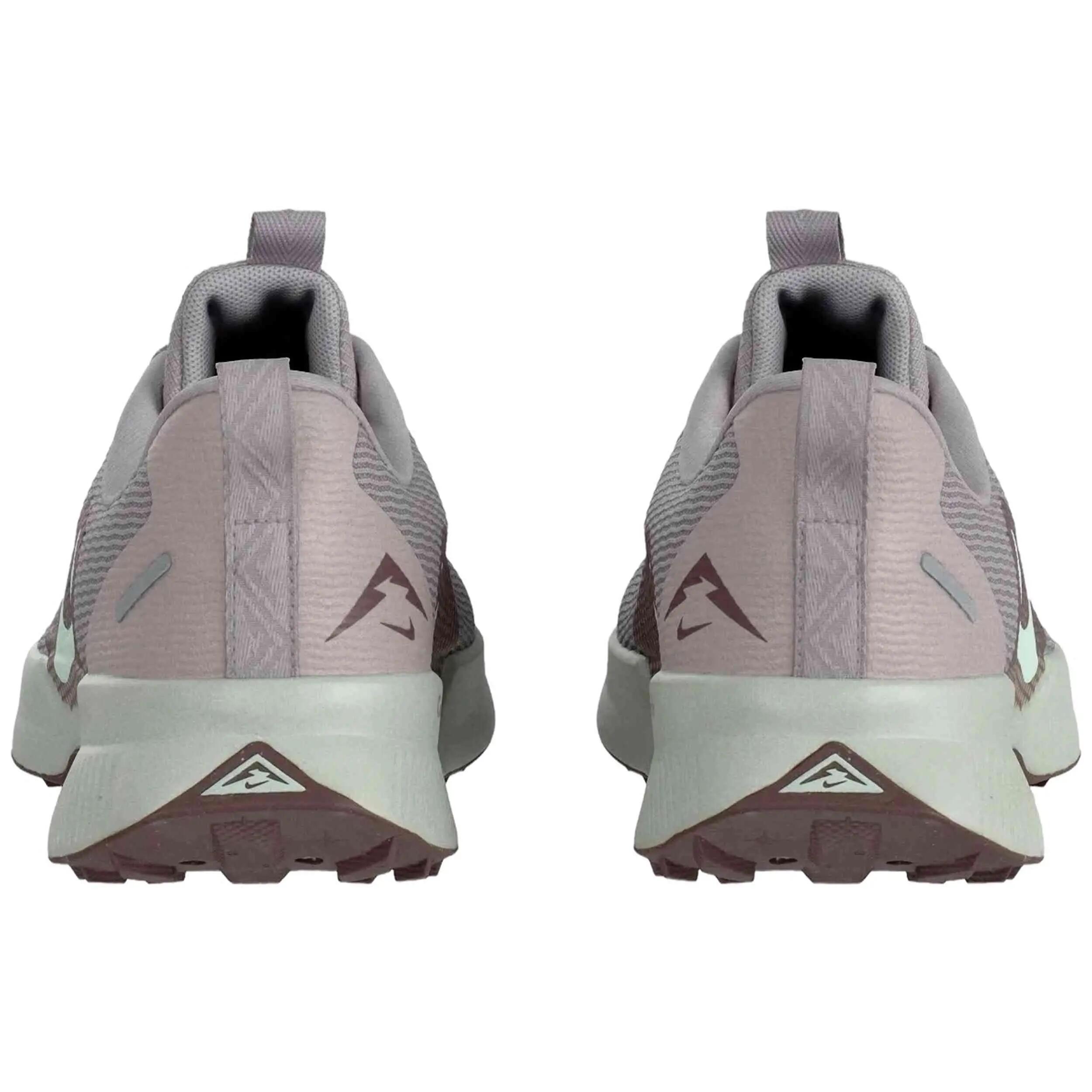 Zapatillas Nike modelo Juniper Trail 3 "Lila platejat/Tattoo/Platejat para mujer 4/4