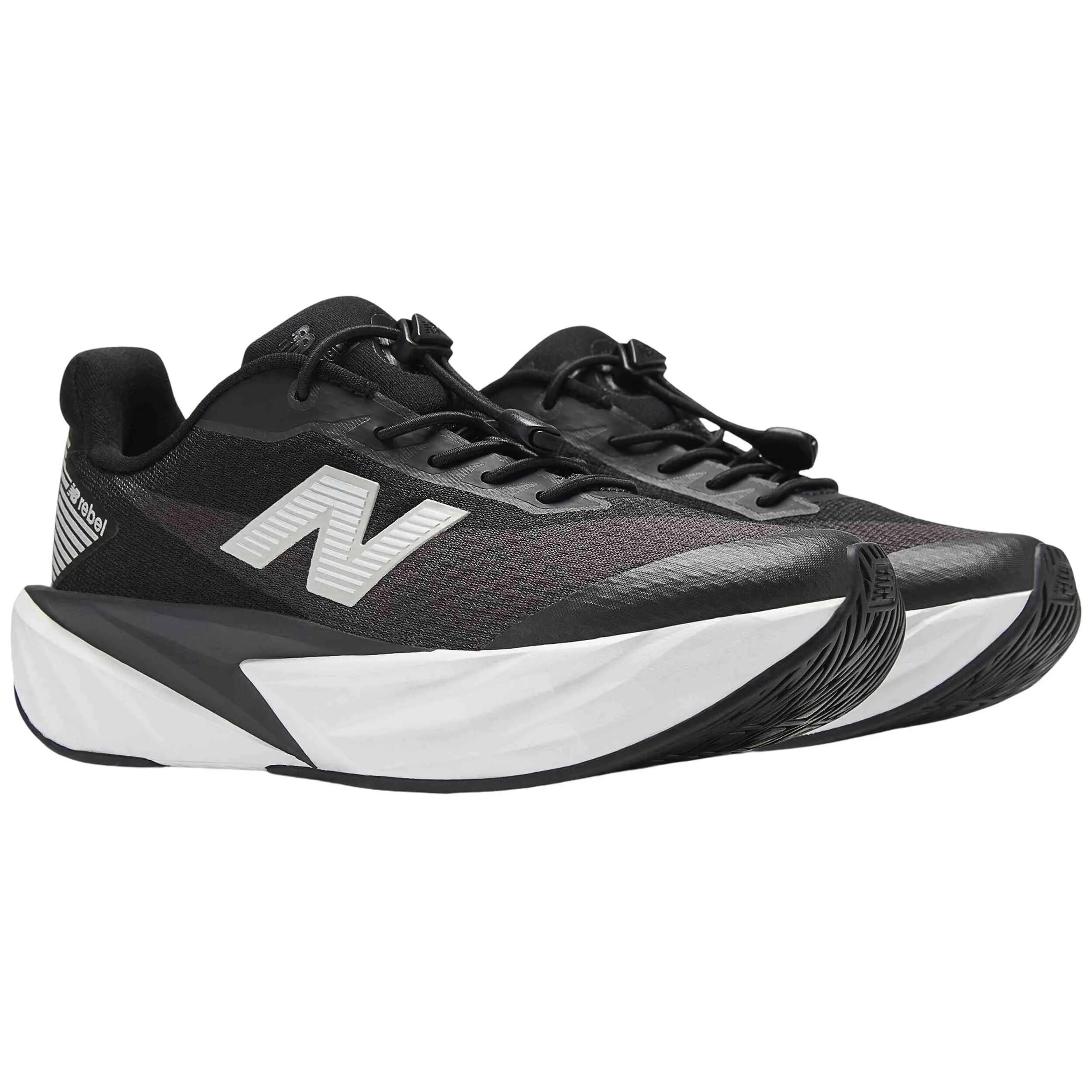 New Balance Zapatilla de Running de Niños FuelCell Rebel Bungee Lace with Toggle Negro — foto 2