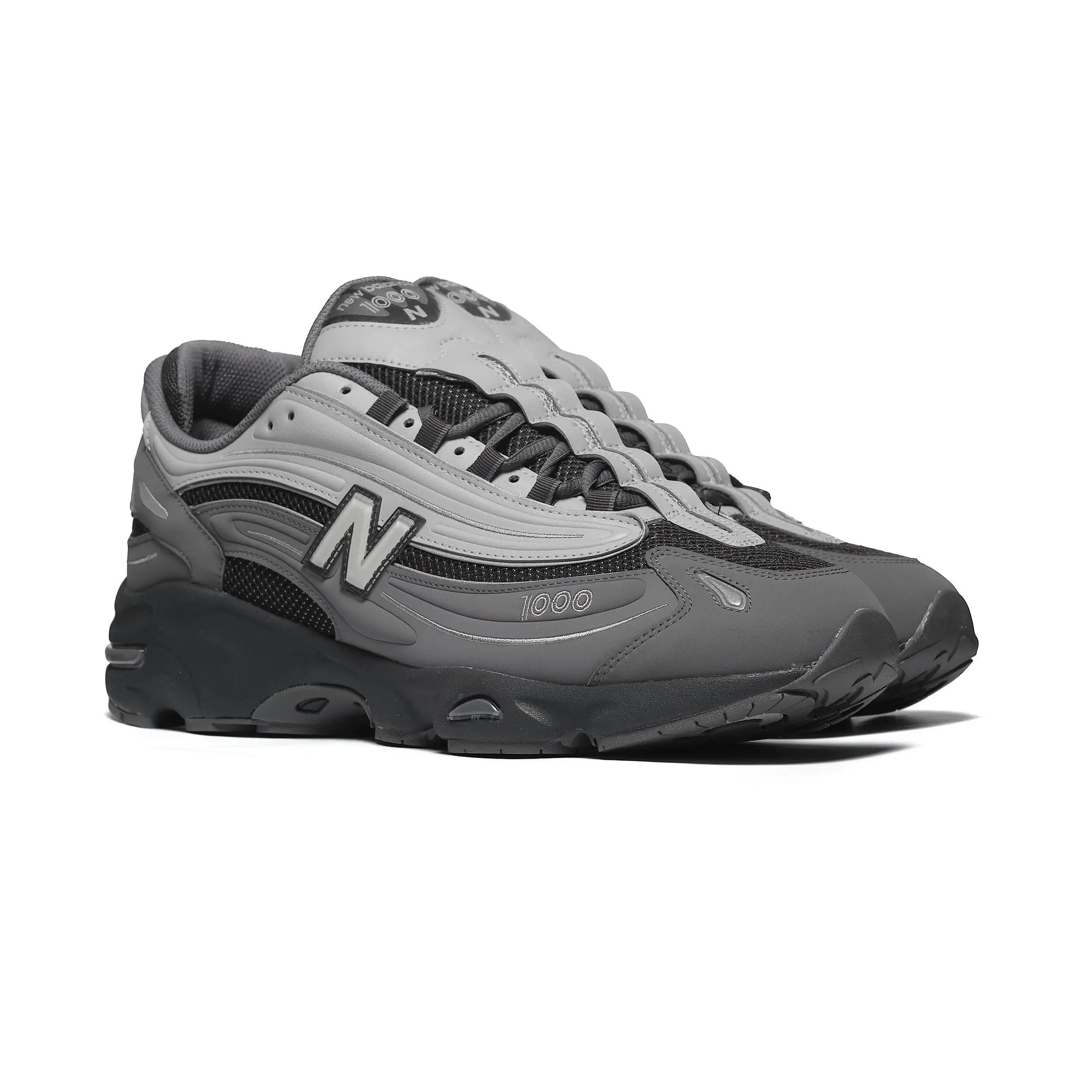NEW BALANCE picture