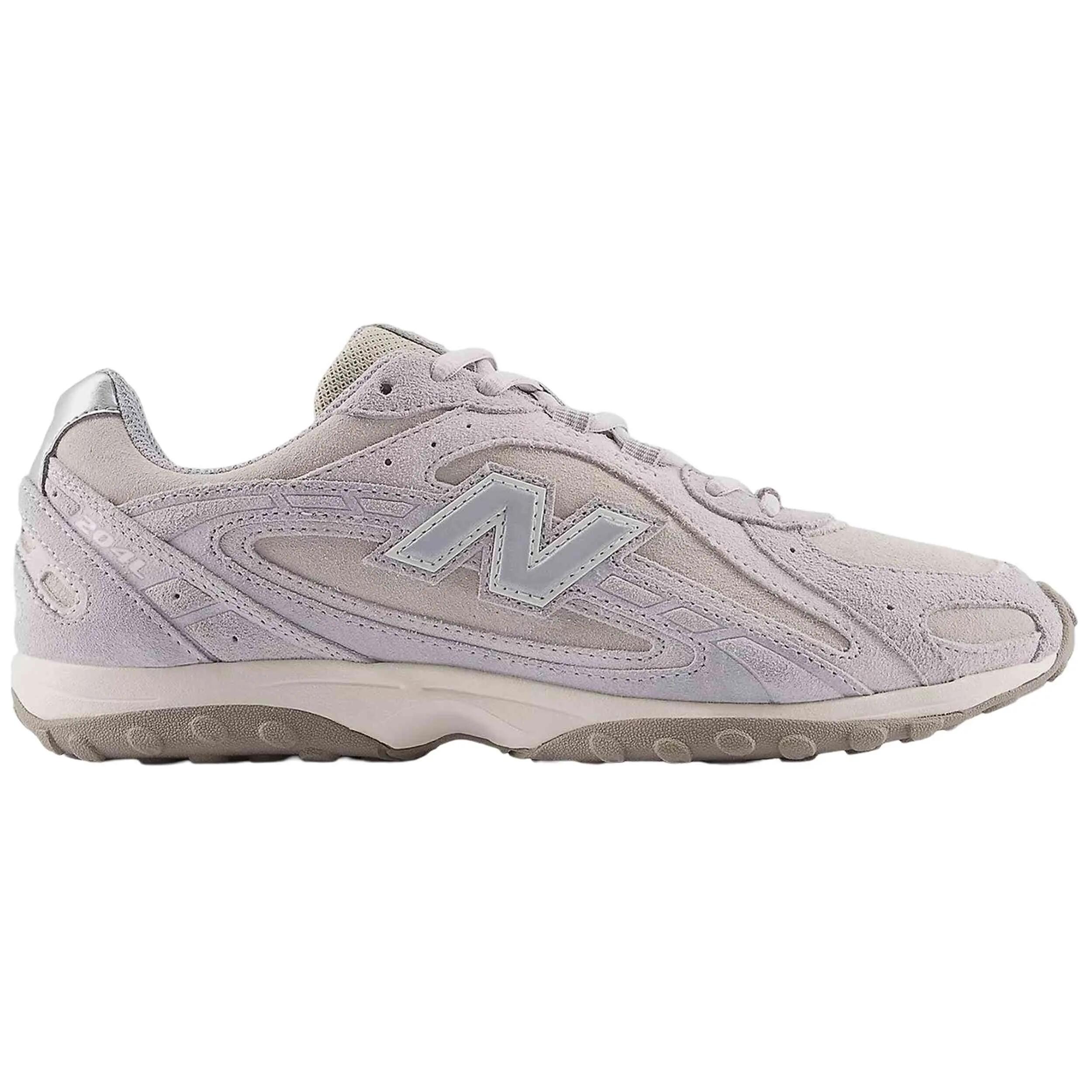 NEW BALANCE picture