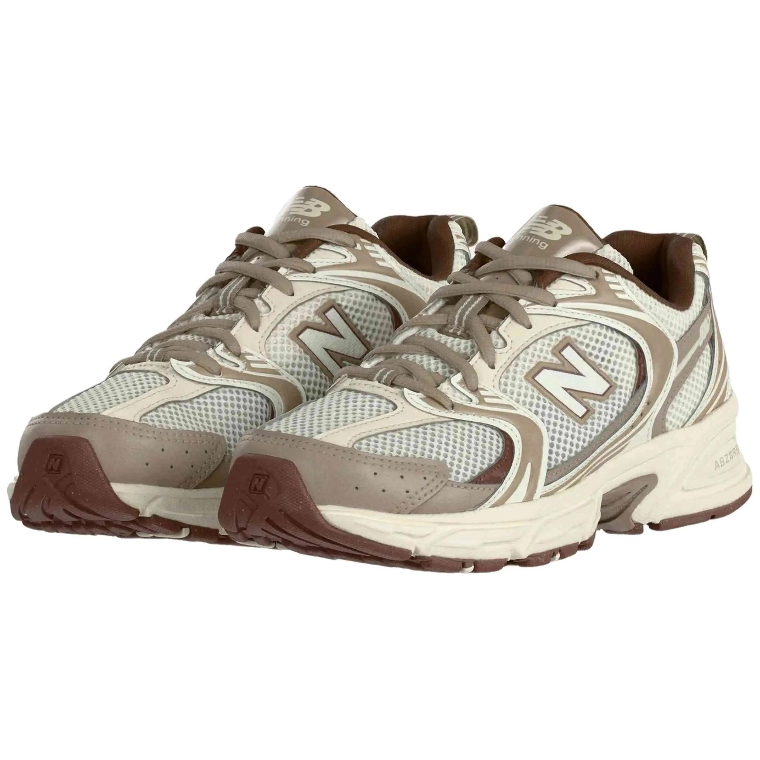 Zapatillas New Balance modelo 530 para mujer 3/4