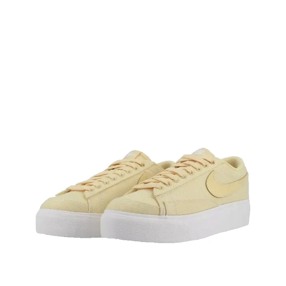 Zapatos Nike Blazer Low Platform Blancos 3/4