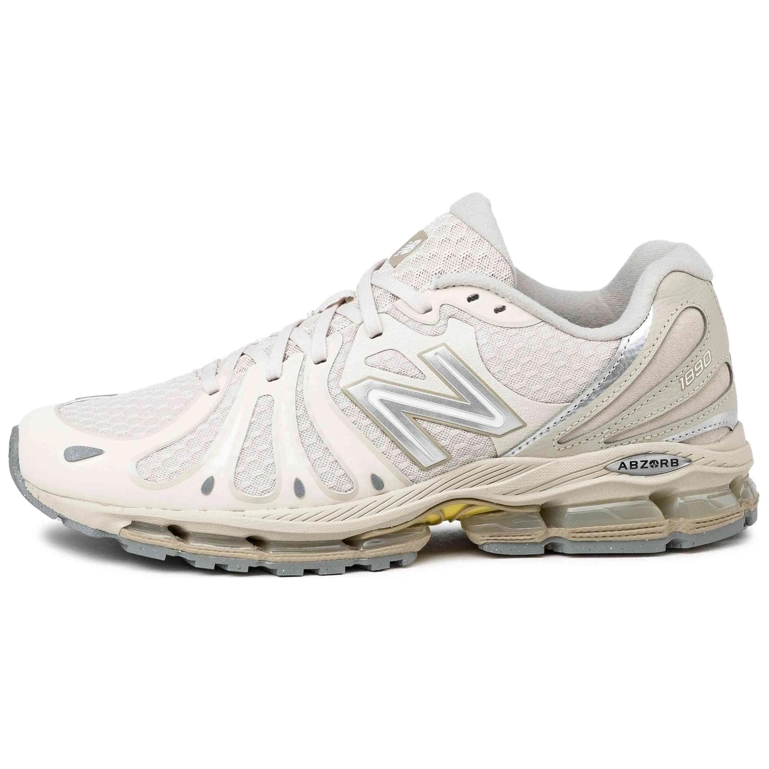 NEW BALANCE picture