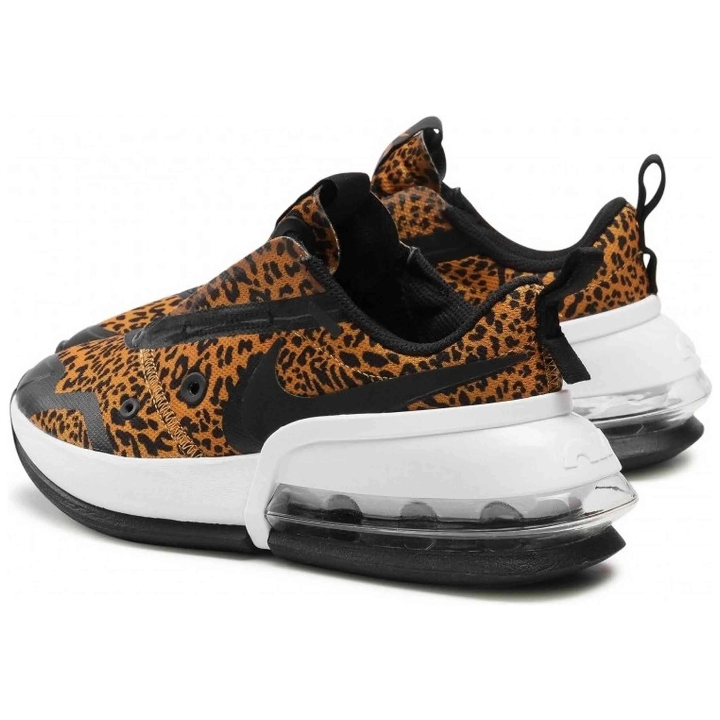 Baskets Nike modèle DC9206-700 pour femmes 4/5
