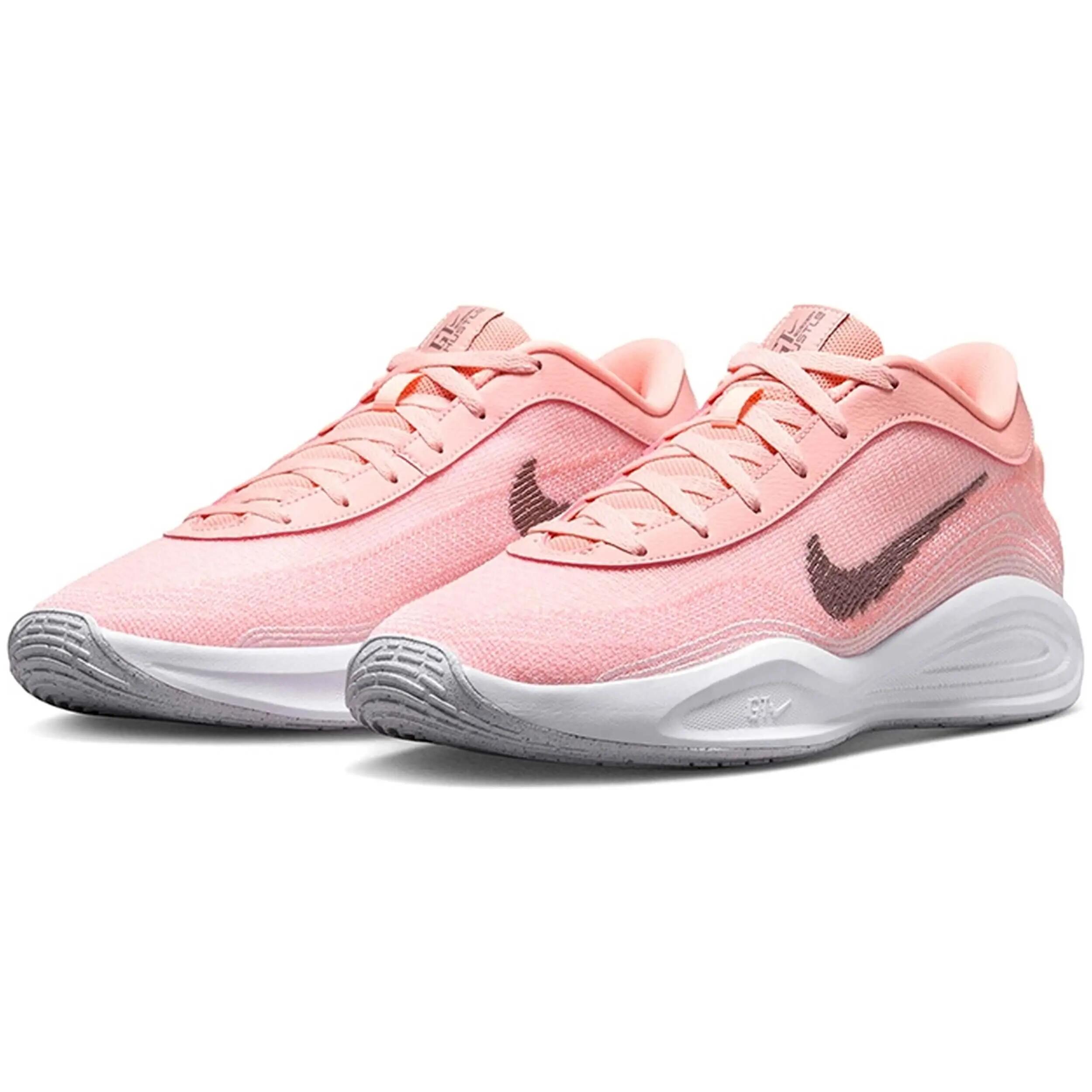 NIKE picture