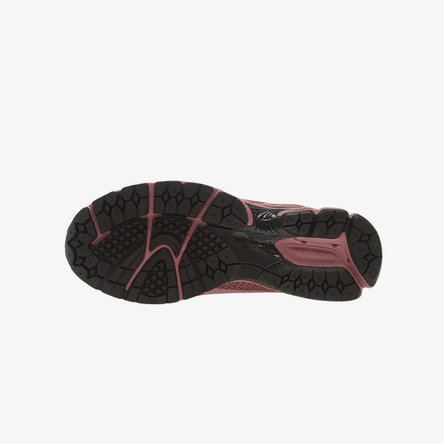 Unisex Sneaker 1906L Rosewood 5/5