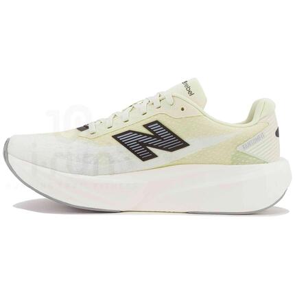Zapatillas New Balance modelo FuelCell Rebel v5 para hombre
