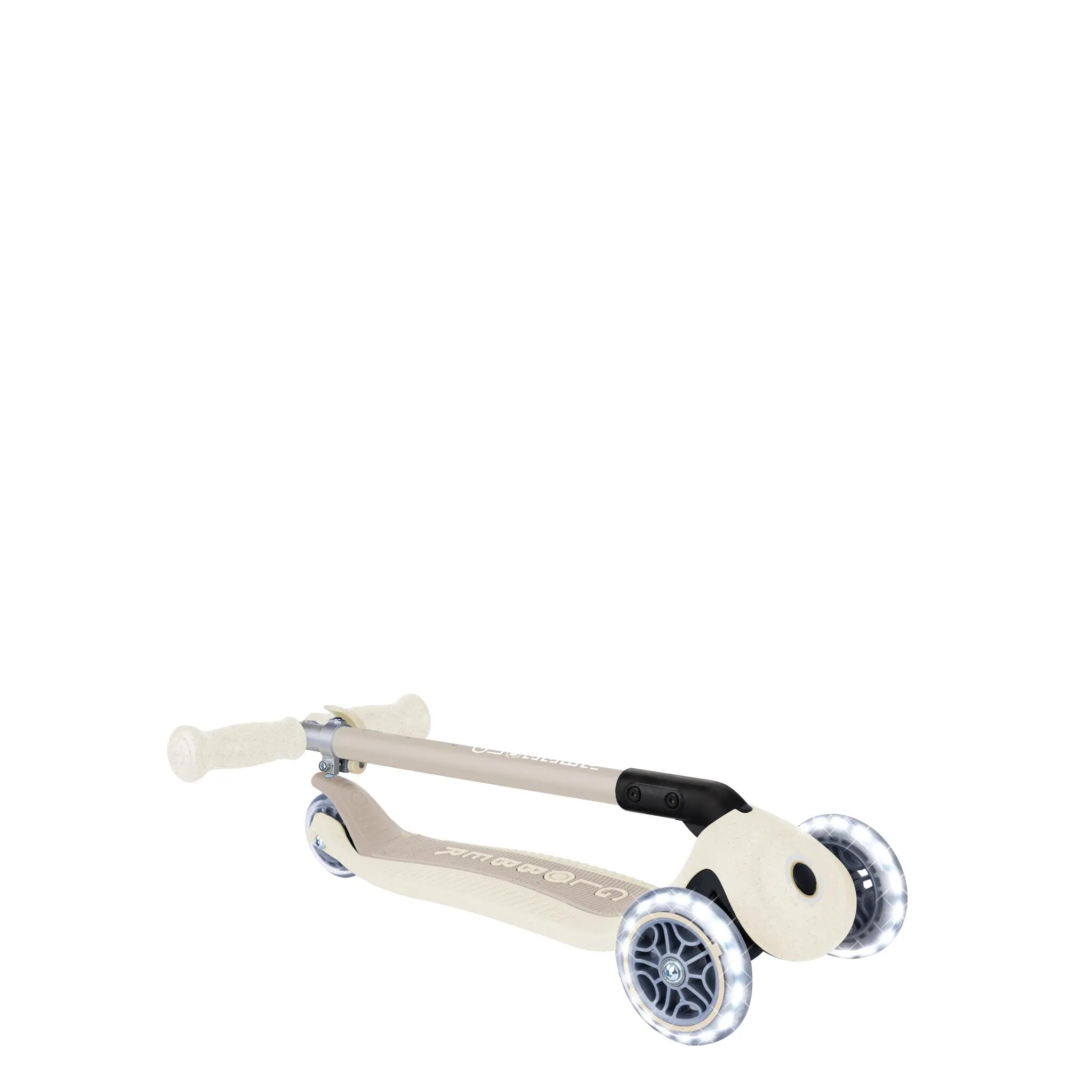 Scooter  Primo Foldable  Lights Coconut 4/14