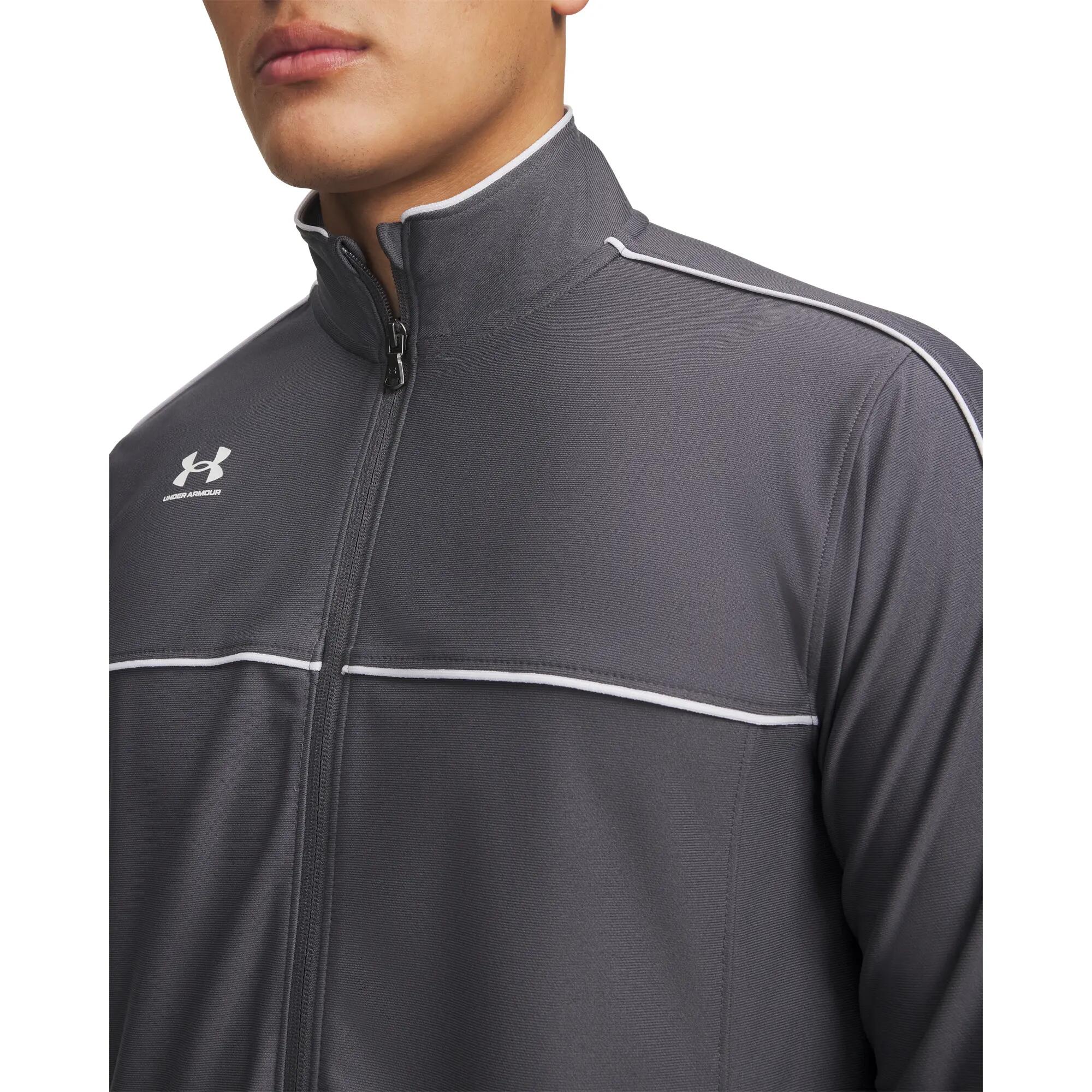 Top Della Tuta Uomo Under Armour Challenger Grigio 4/4