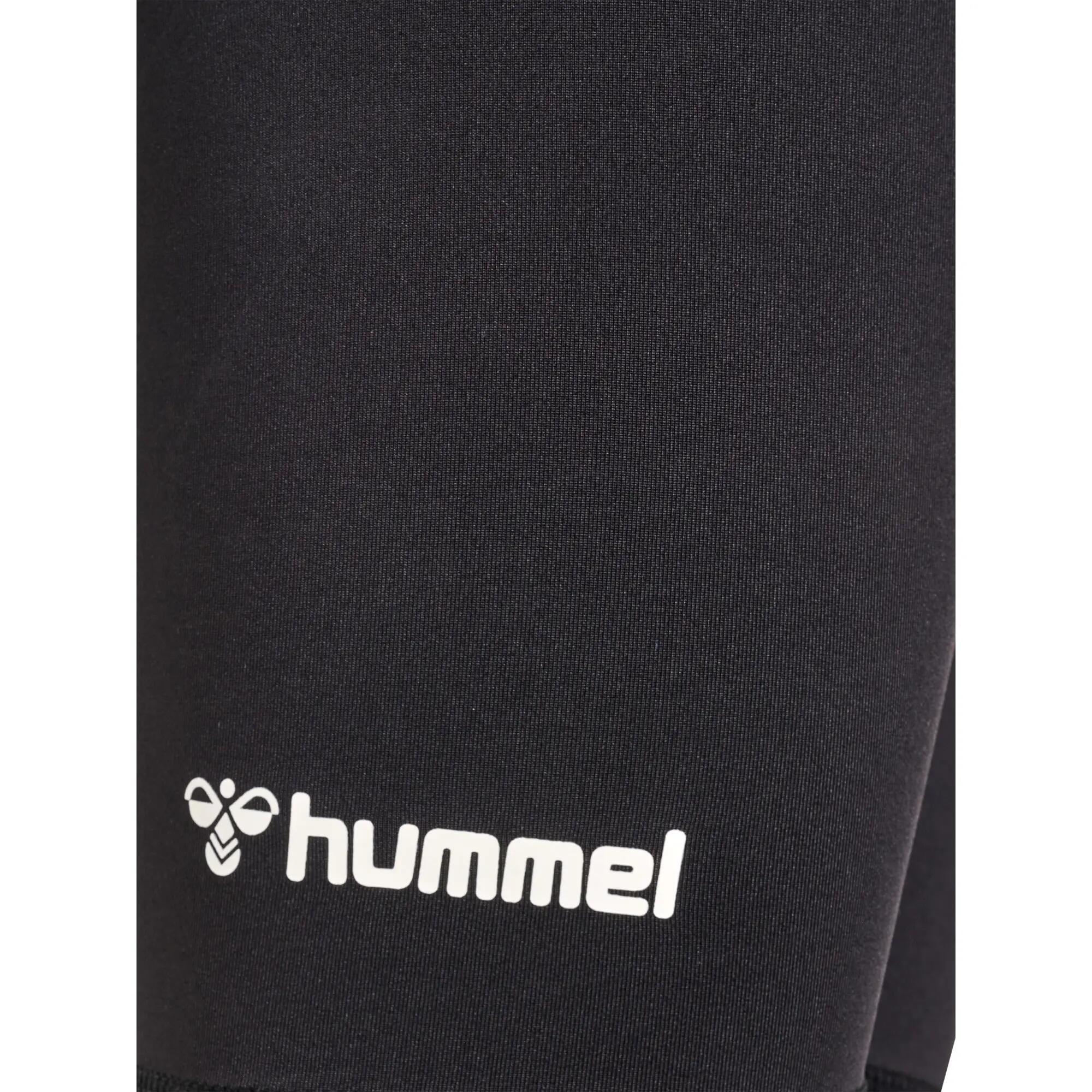 Szorty dla dzieci Hummel Essential 12/12