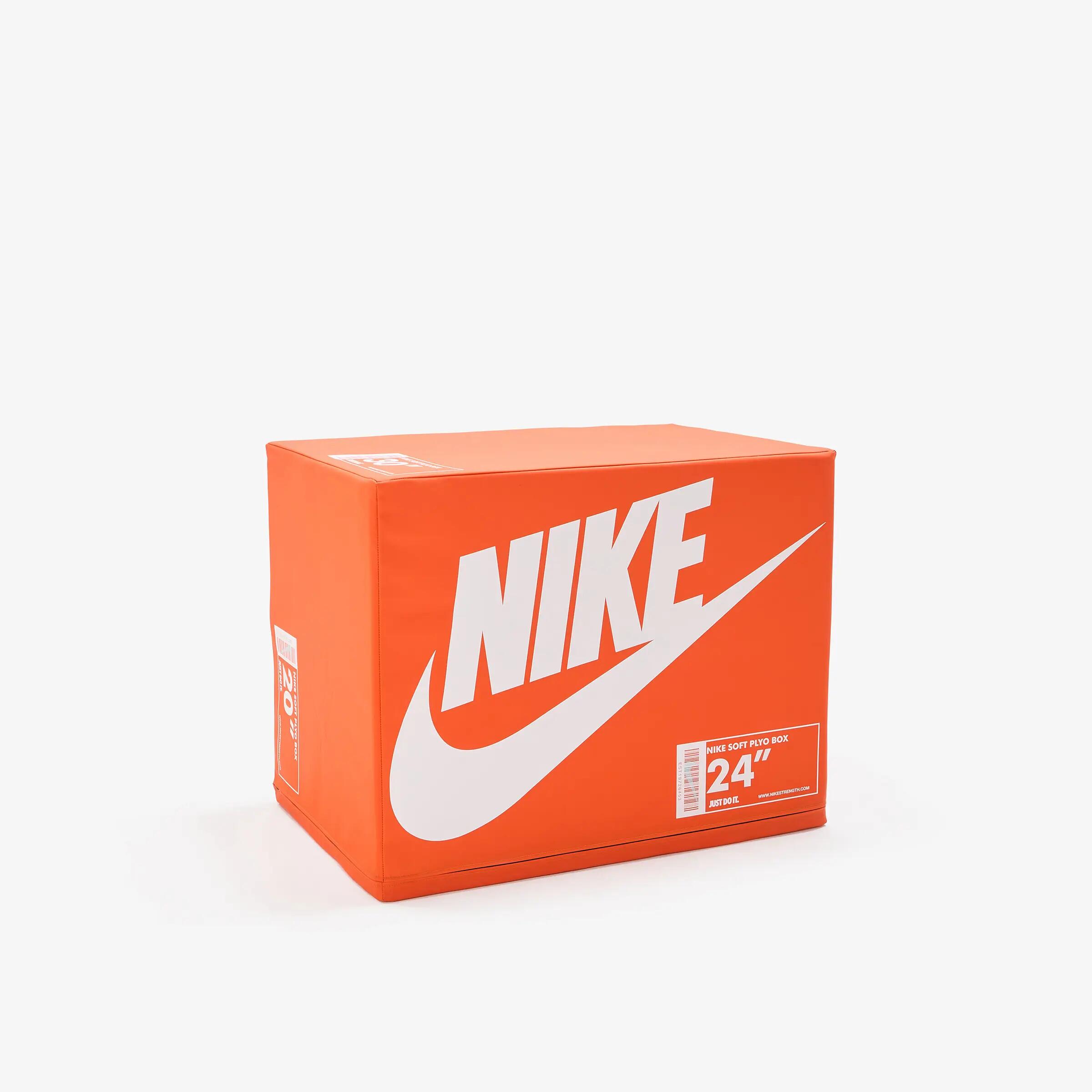 NIKE STRENGTH picture