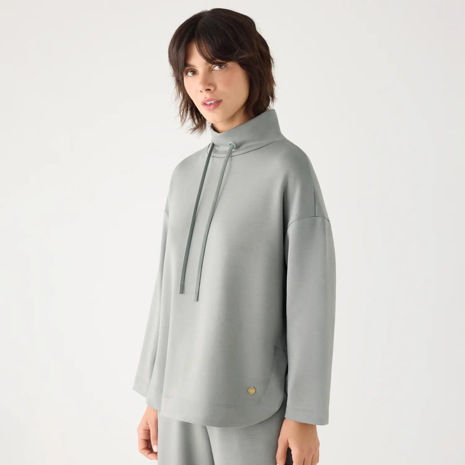 Top noir manches longues en plumetis avec dentelle 5/7