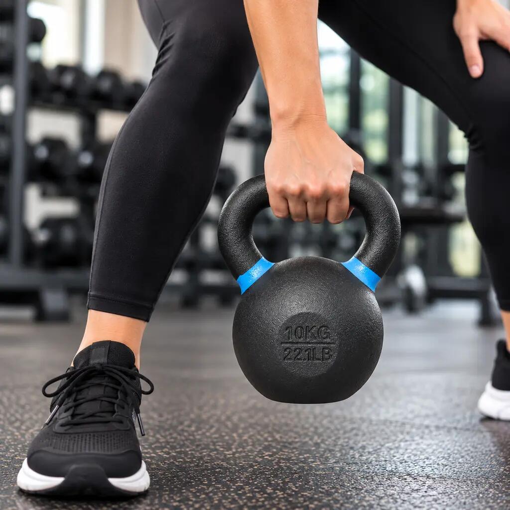 Kettlebells con poedercoating KBPO10 para fitness y entrenamiento de fuerza 3/4