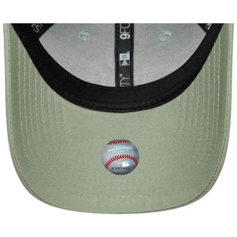 Boné New Era modelo 60771732 para mulheres 4/5