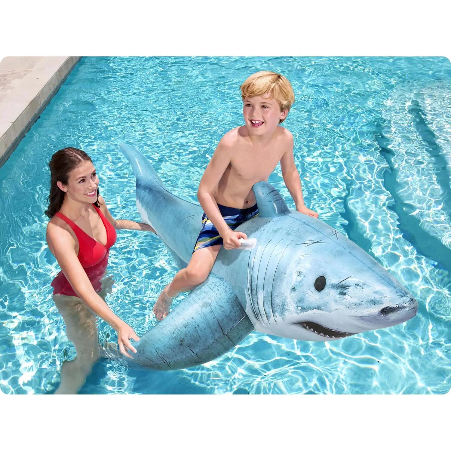 Tiburón hinchable Bestway 183x102 cm para piscina 6/8
