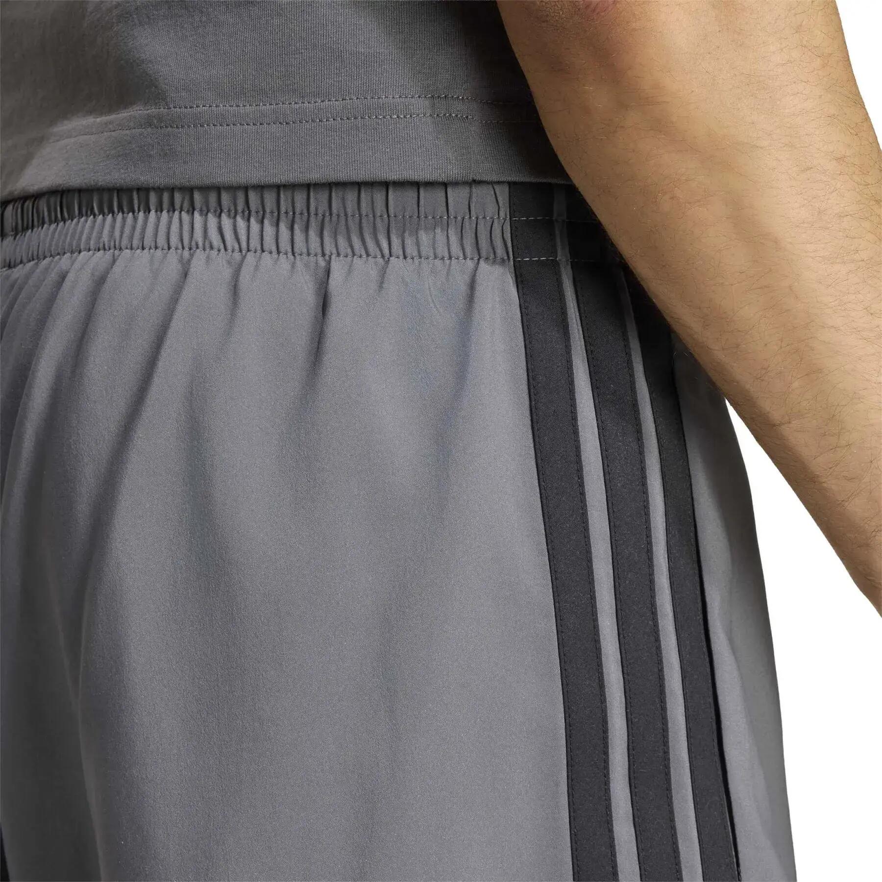 Short Essentials 3-Stripes Chelsea Lite 6/6