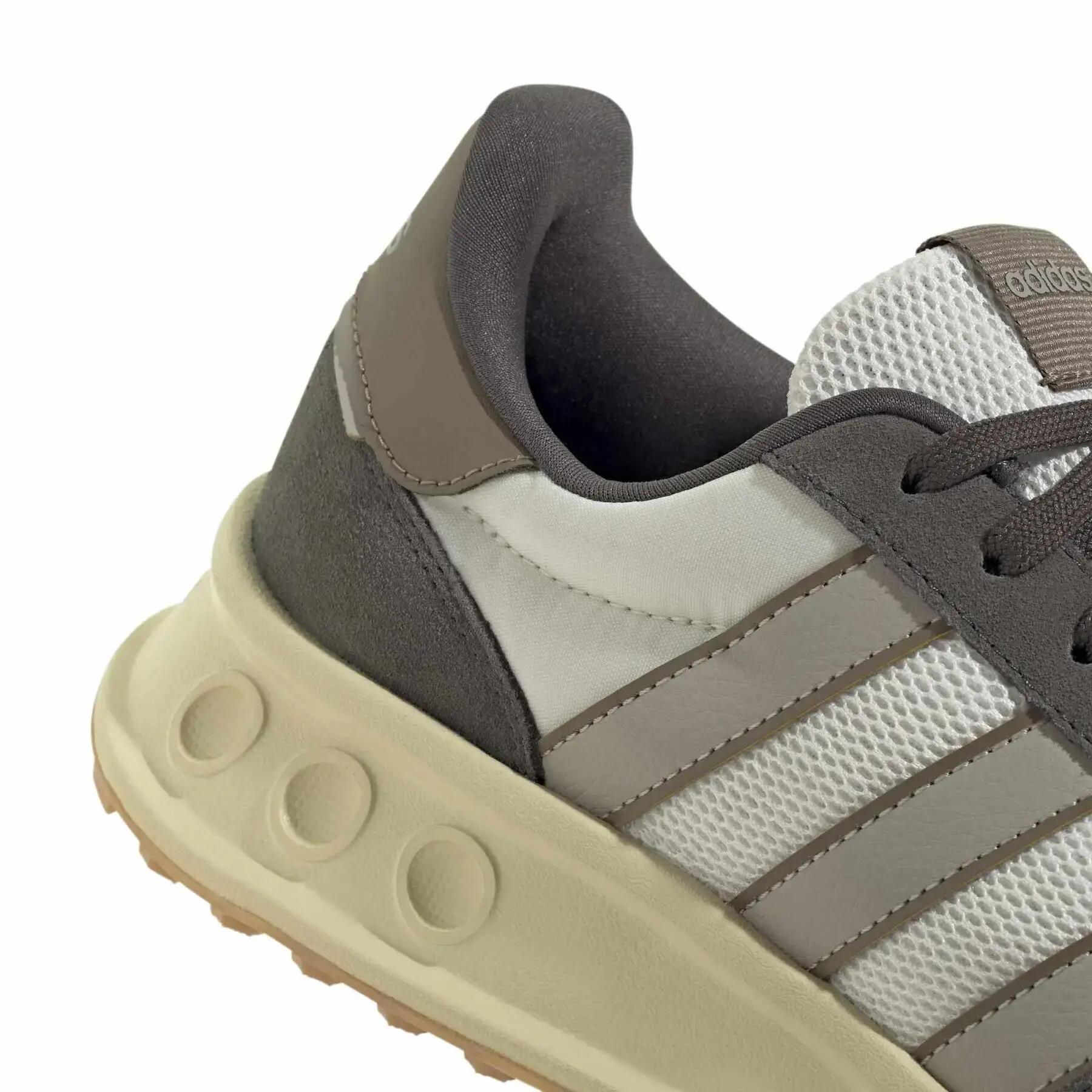 Baskets adidas Run 84 7/7