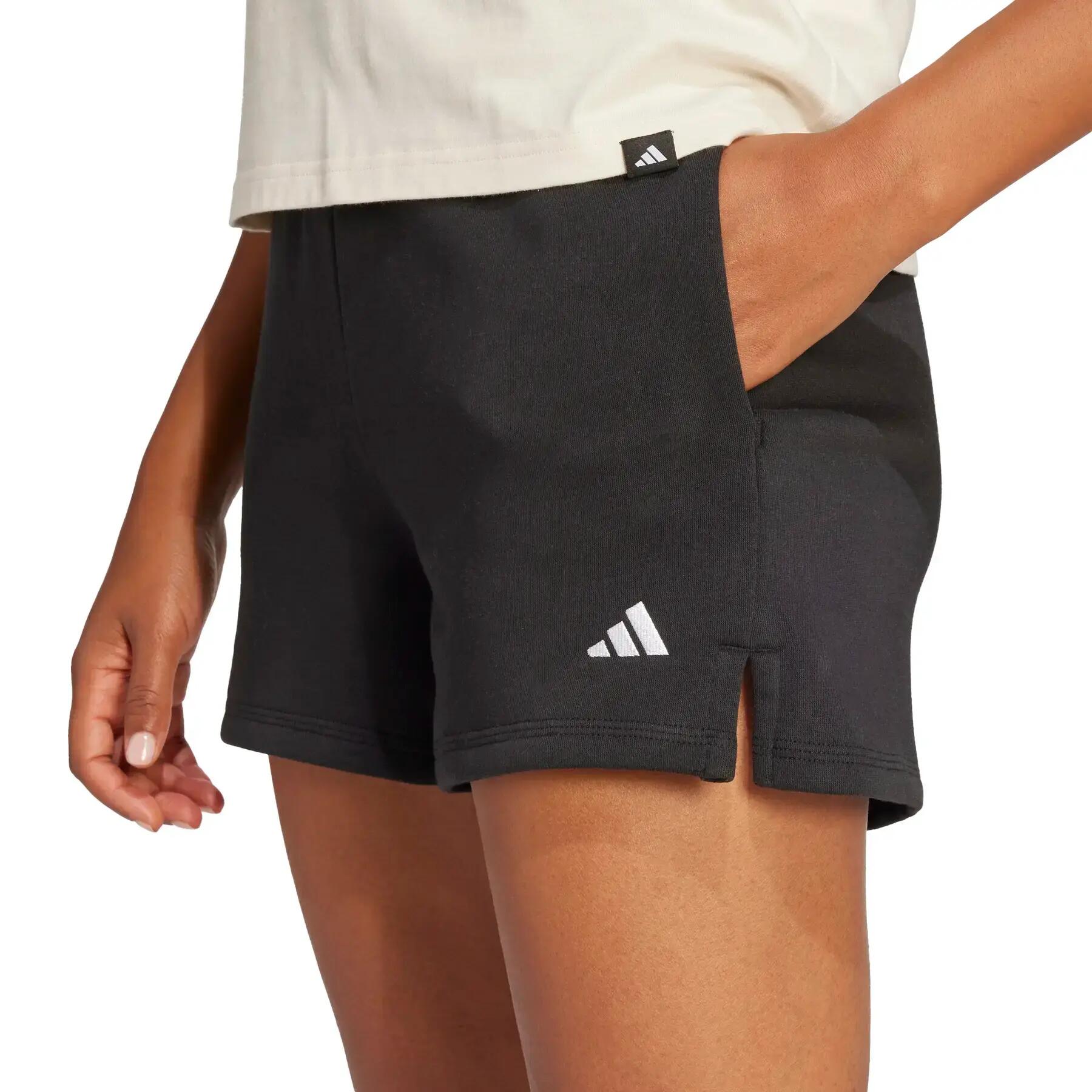 Short femme adidas Essentials Small Logo Feelcozy 6/7