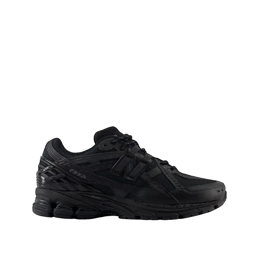 NEW BALANCE picture