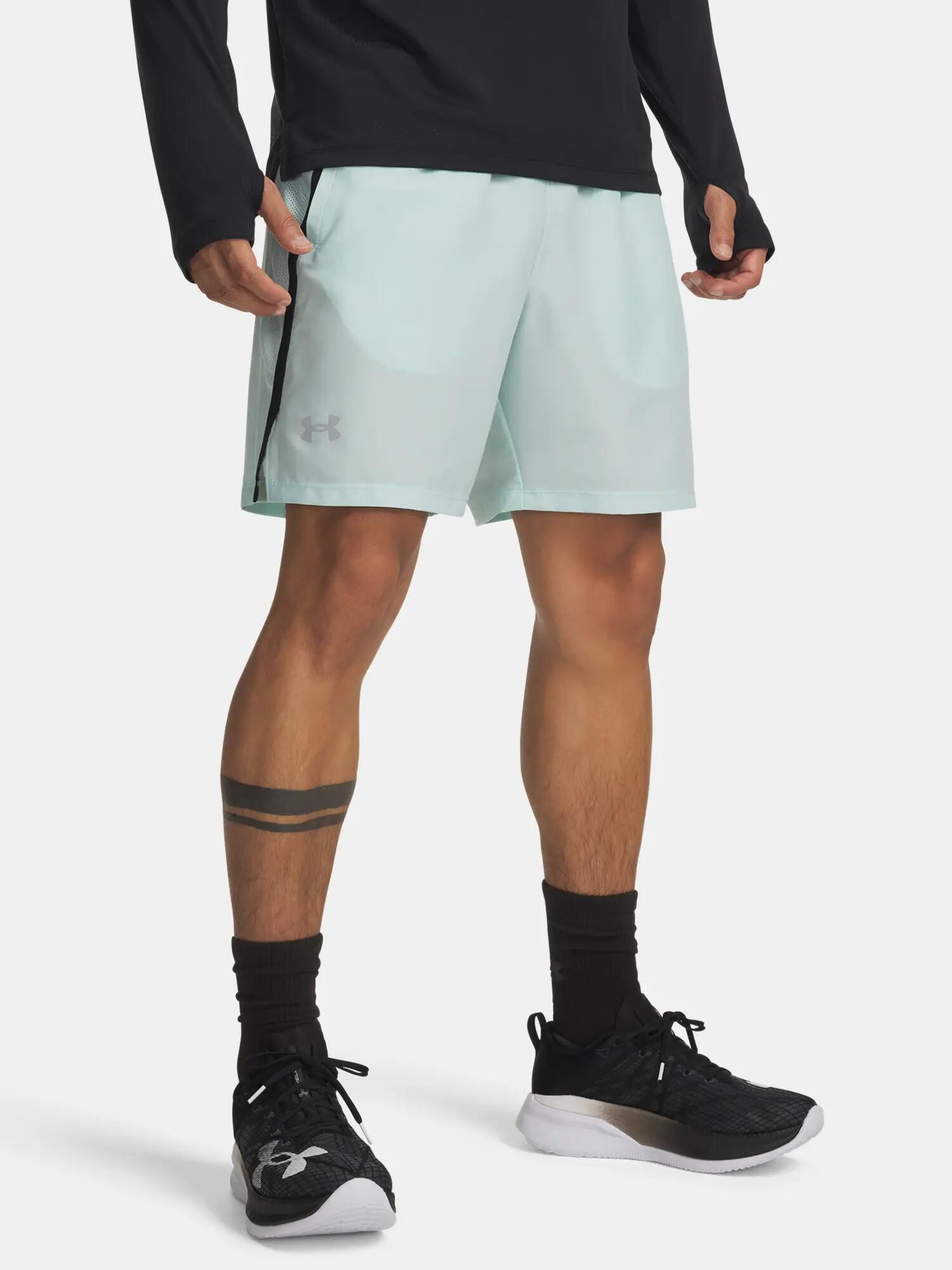 UNDER ARMOUR picture