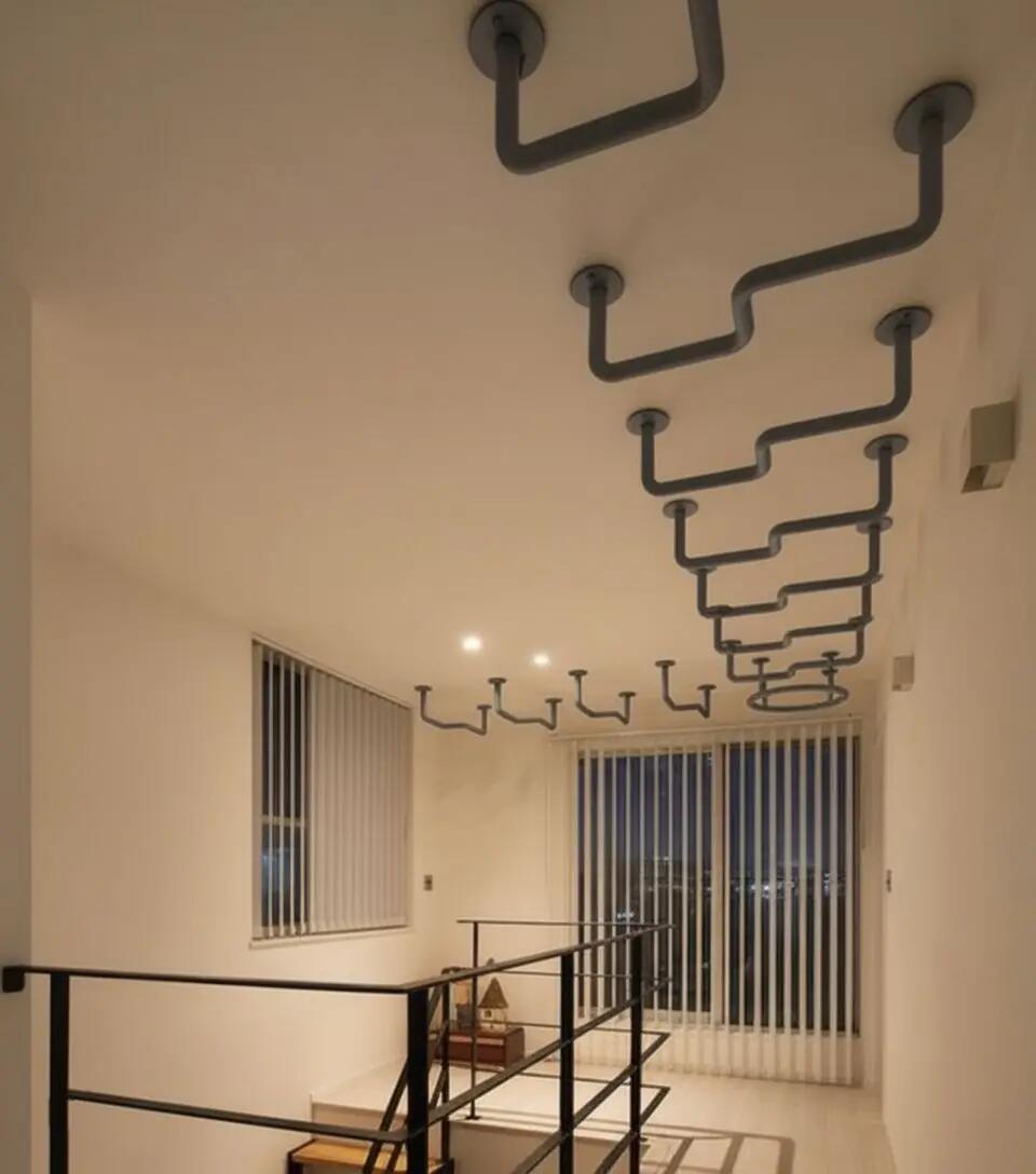 Barre de Traction Gymnastique Incurvée Mur et Plafond 5/7