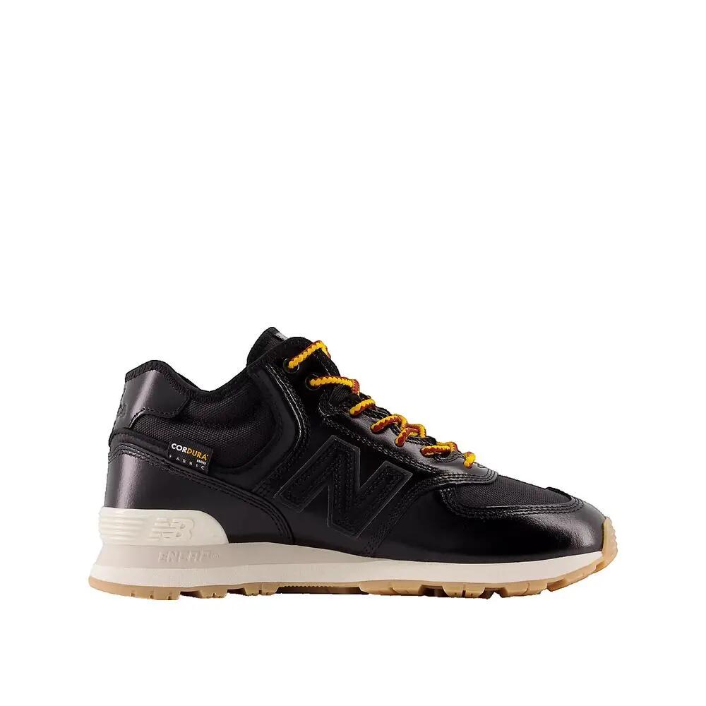 NEW BALANCE picture