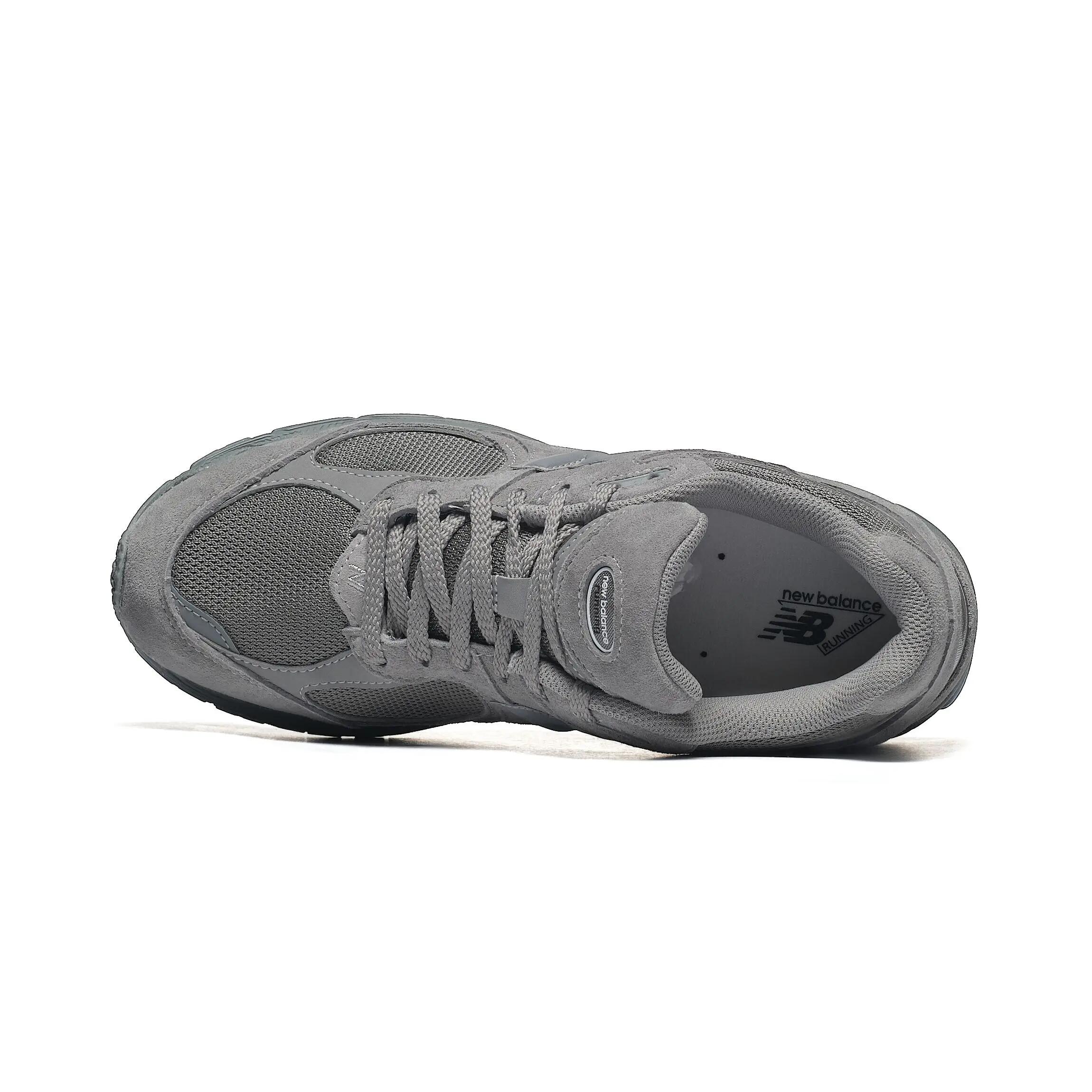 New Balance 2002R Slate Grey Dark Silver Metallic 4/6