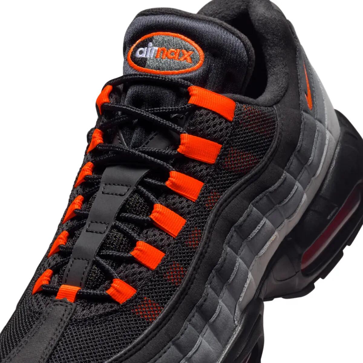 Nike Air Max 95 Black Hyper Crimson 6/6