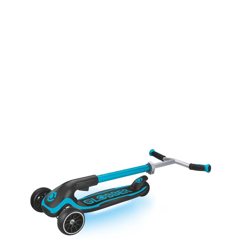 Globber Ultimum Işıklı Scooter - Deniz Mavisi