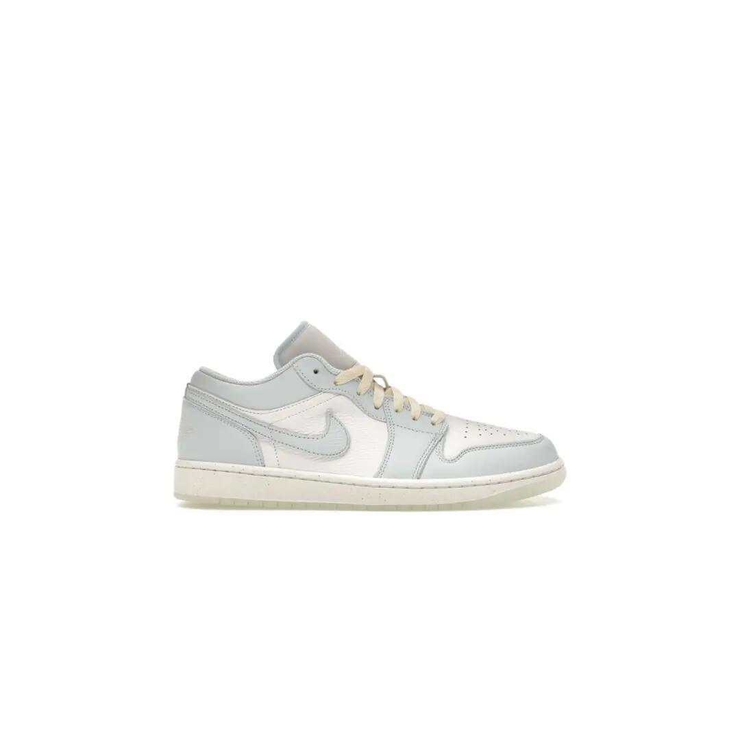 Air Jordan 1 Low SE Glacier Blue Summit White 3/7