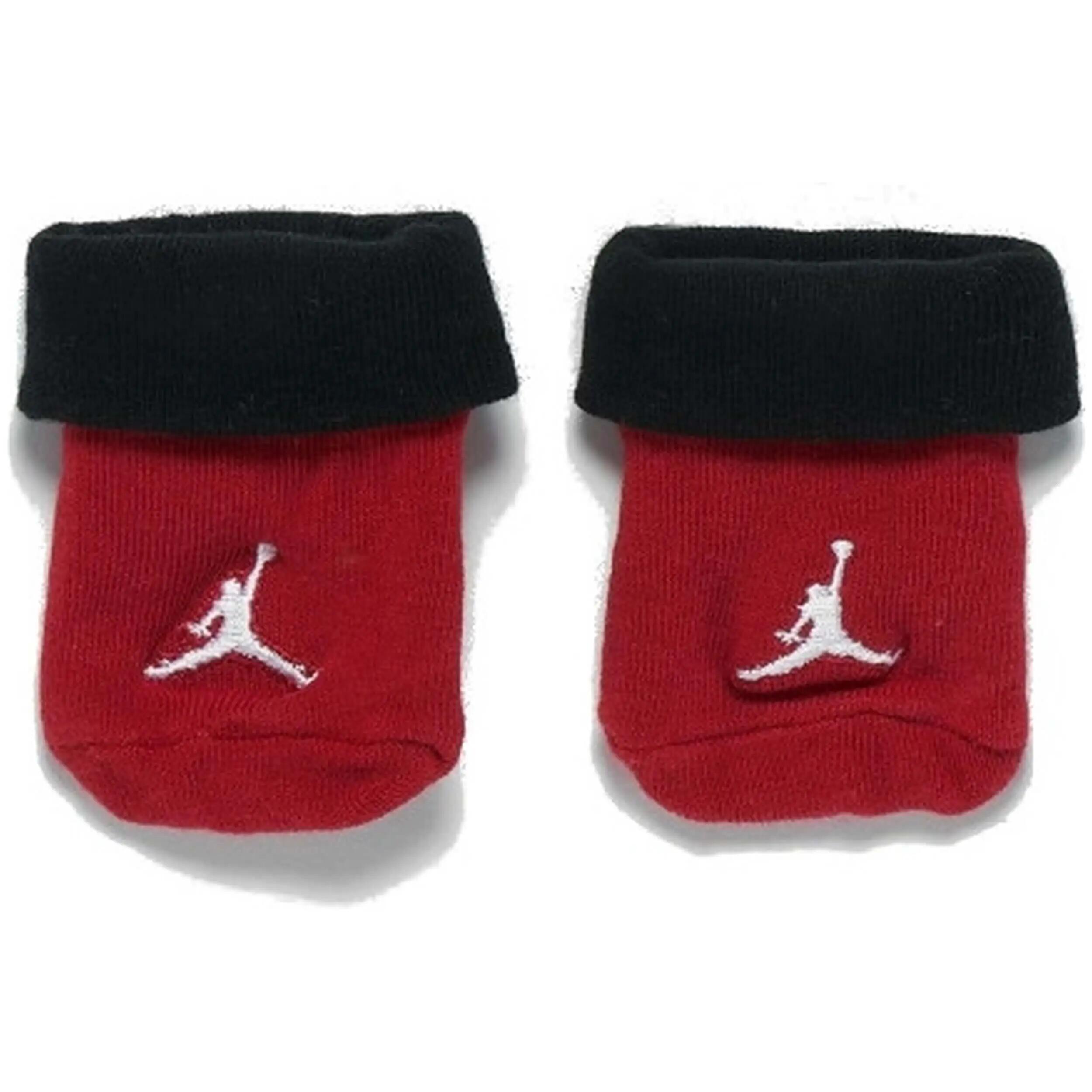 Gorro Jordan modelo LJ0102-R78 para bebe 4/4