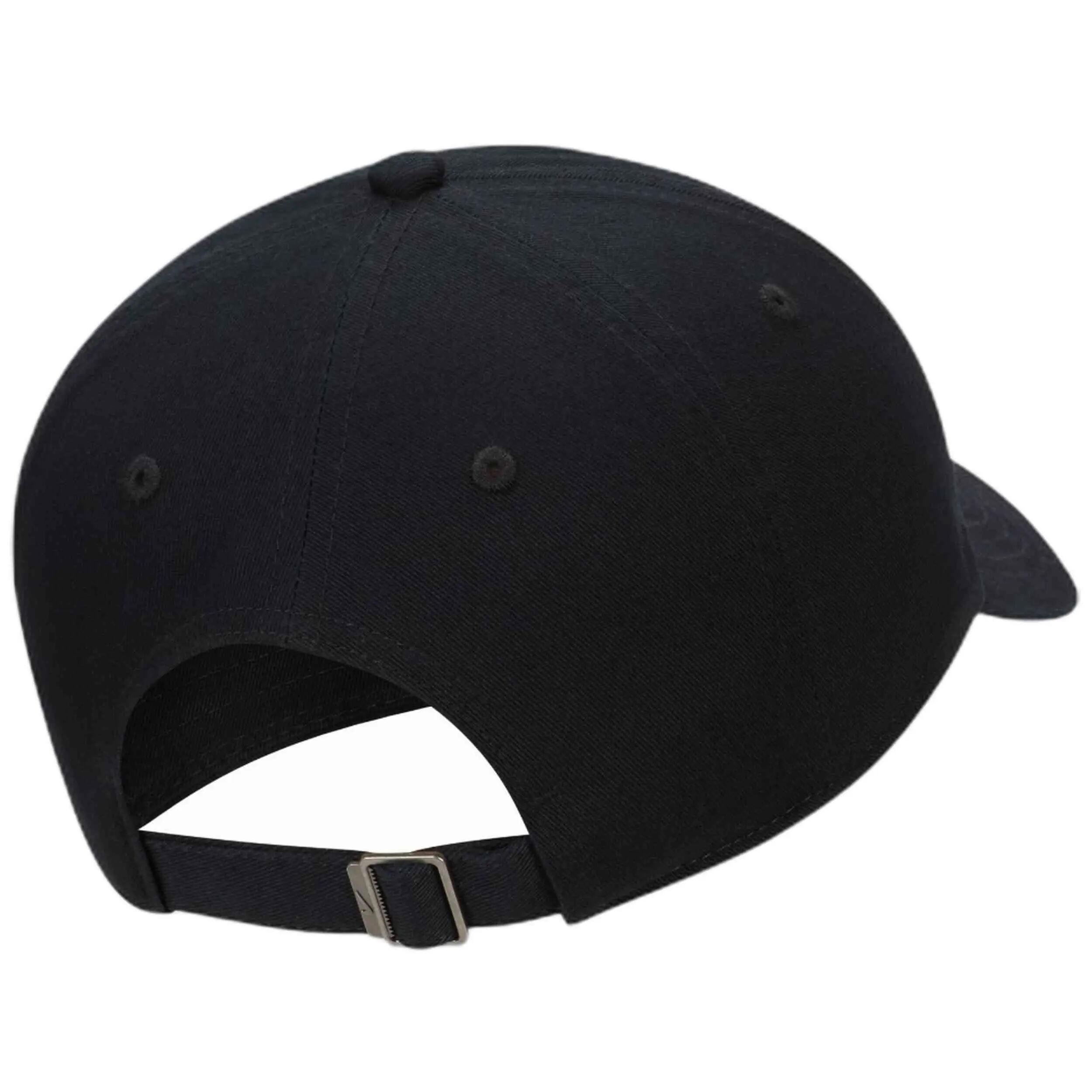Casquette Nike modèle FB5368-010 pour unisexe 2/2