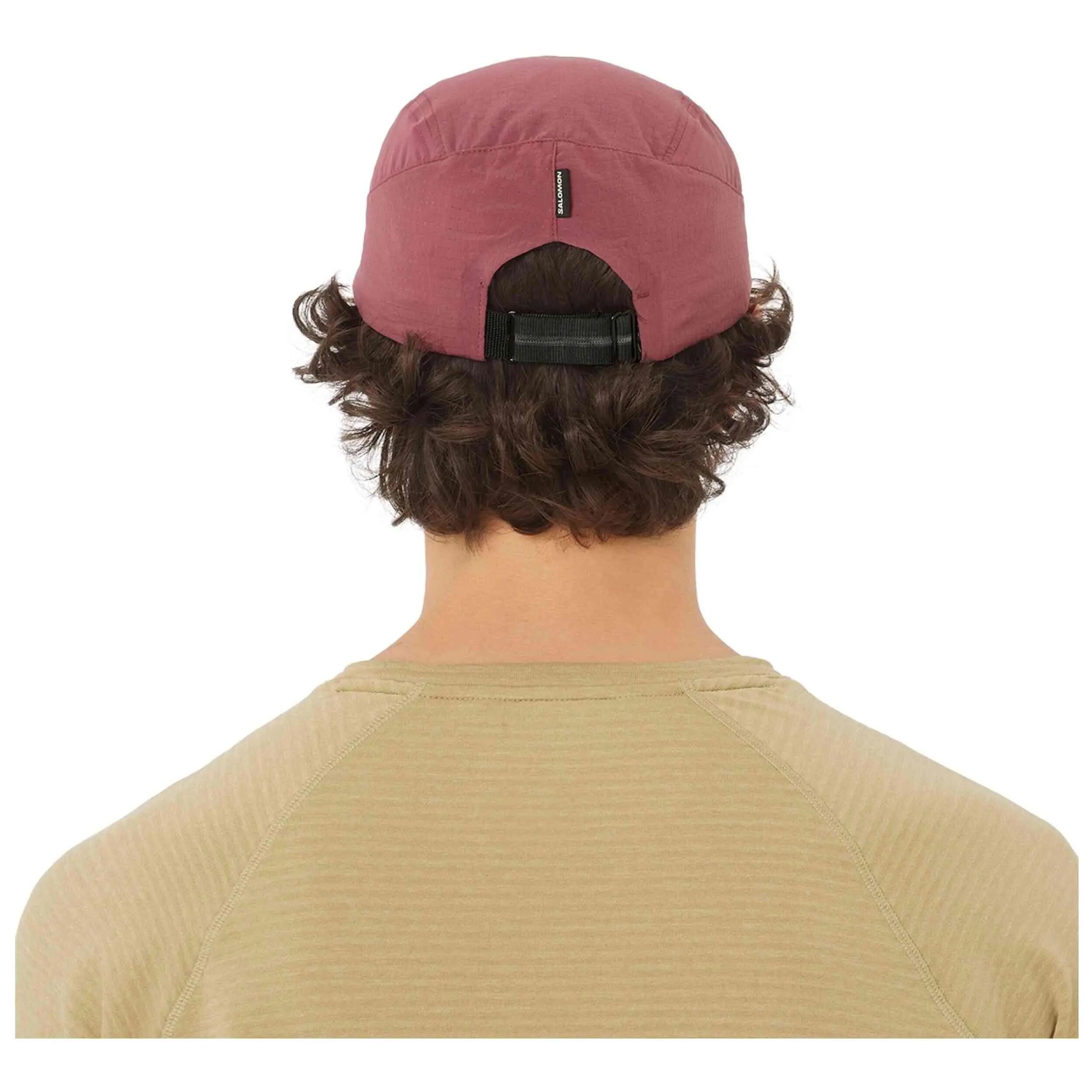 Boné Salomon modelo SENSE AERO CAP para homem 3/4